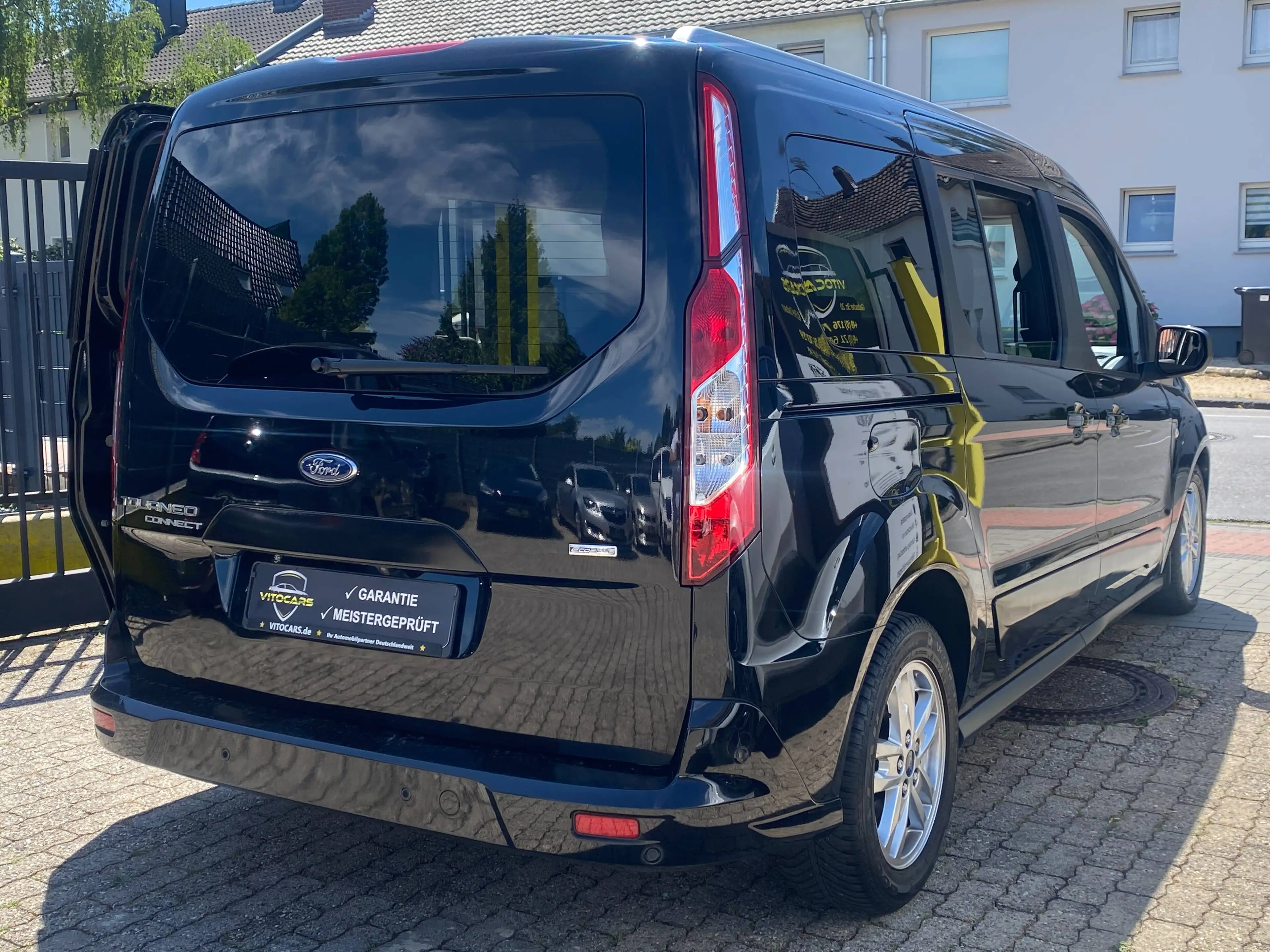 Ford Grand Tourneo Titanium Paravan Umbau | ab 4,99% | Garantie | 1.Hand | — photo 6