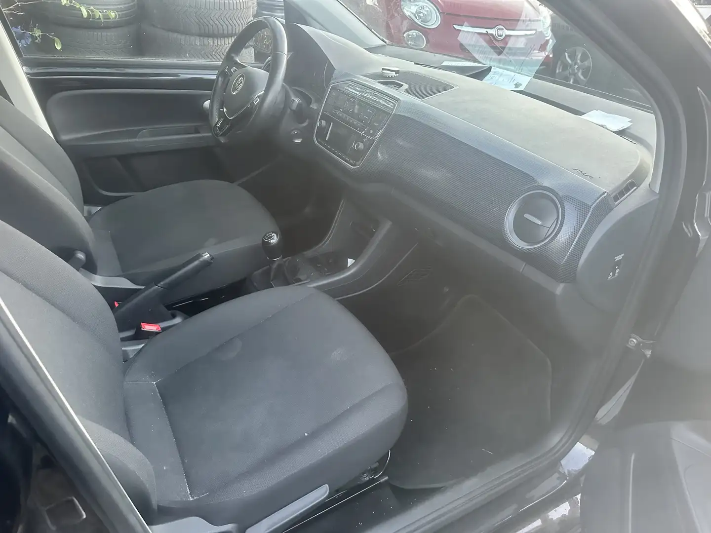 Volkswagen up! 5p 1.0 Take 60cv / Schwarz - 2