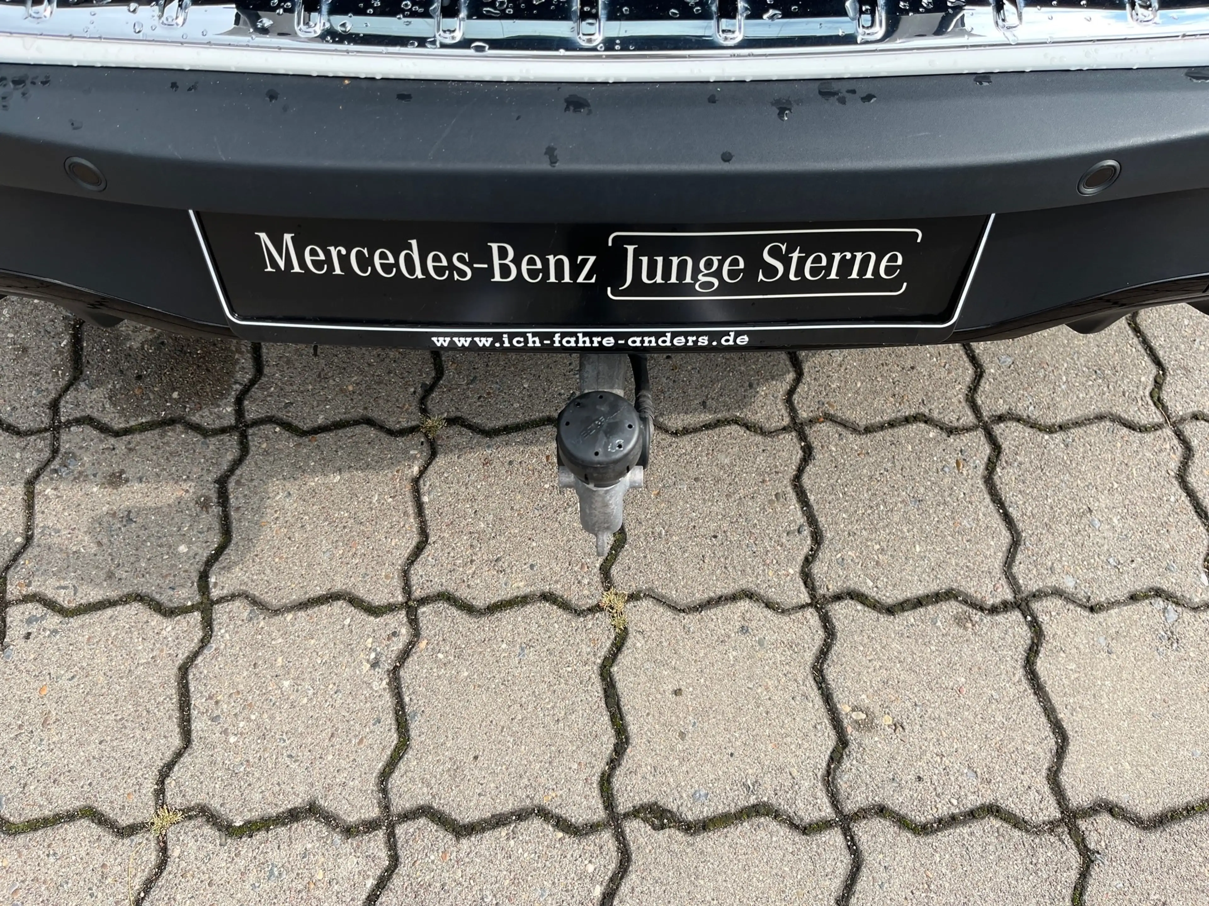 Mercedes-Benz EQA 250 + AMG+Pano+AHK+Distr.+LED+Night+Kamera+ — photo 13