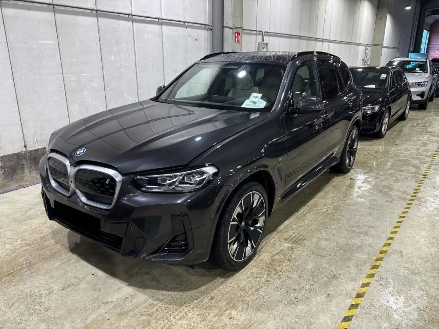 BMW iX3 IX3 80KWH AUTO Zwart - 1
