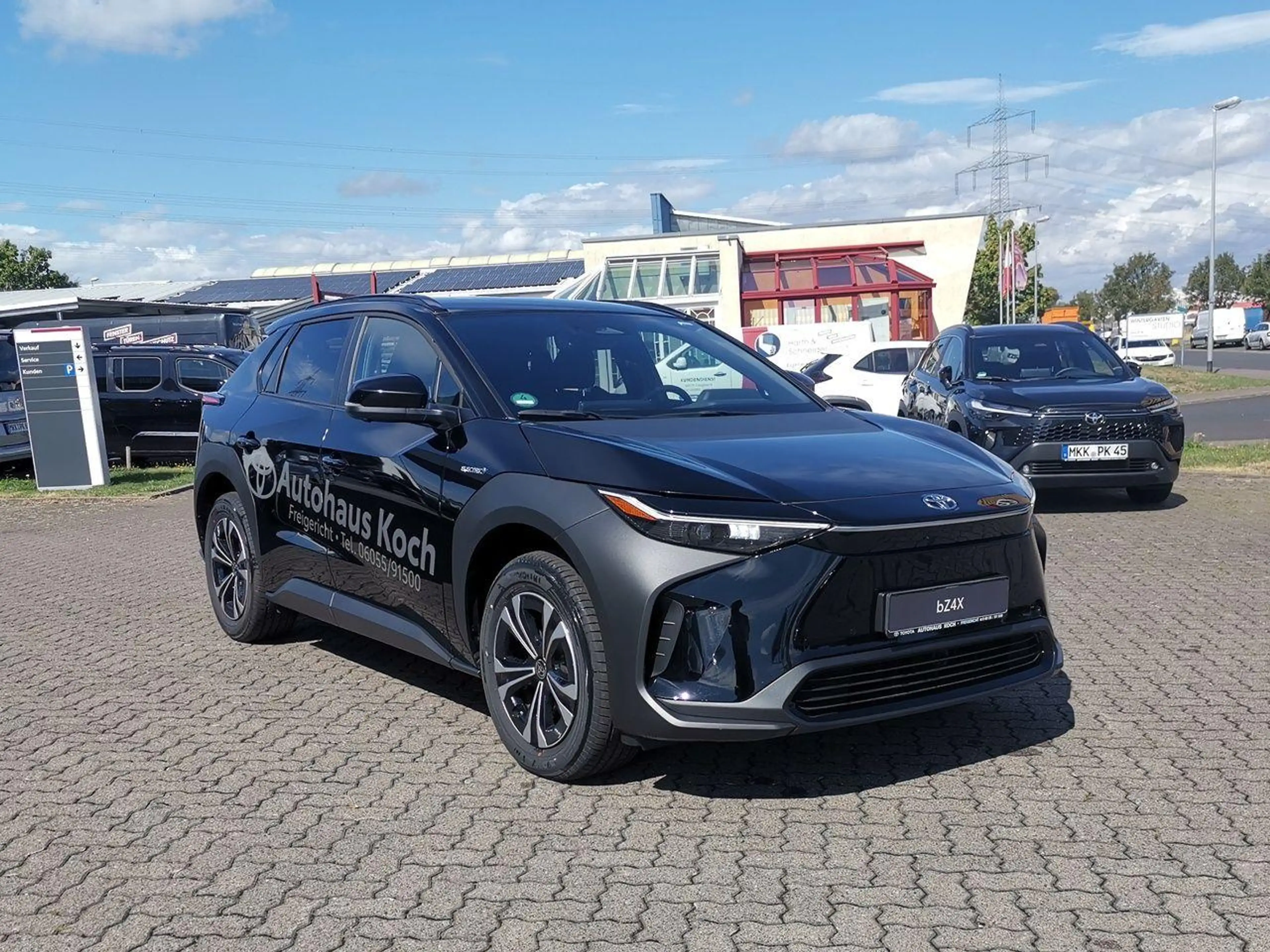 Toyota bZ4X FWD — photo 3