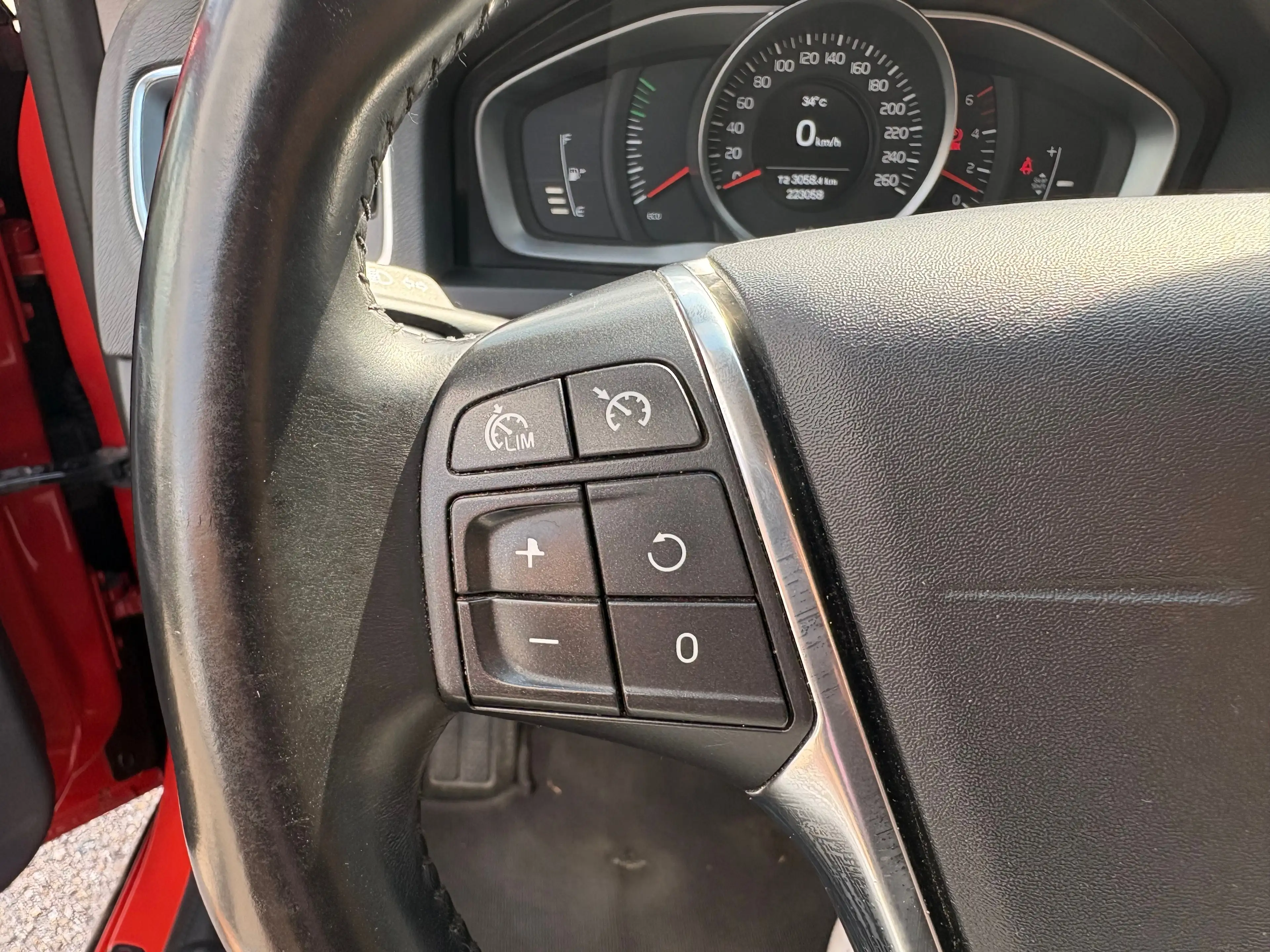 Volvo S60 2.0 D4 Momentum ** 133kw ** Euro 6 — photo 15