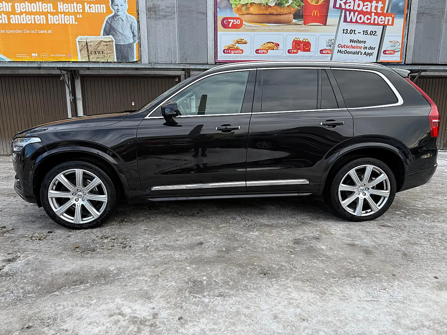 Volvo XC90 D5 AWD Inscription Schwarz - 2