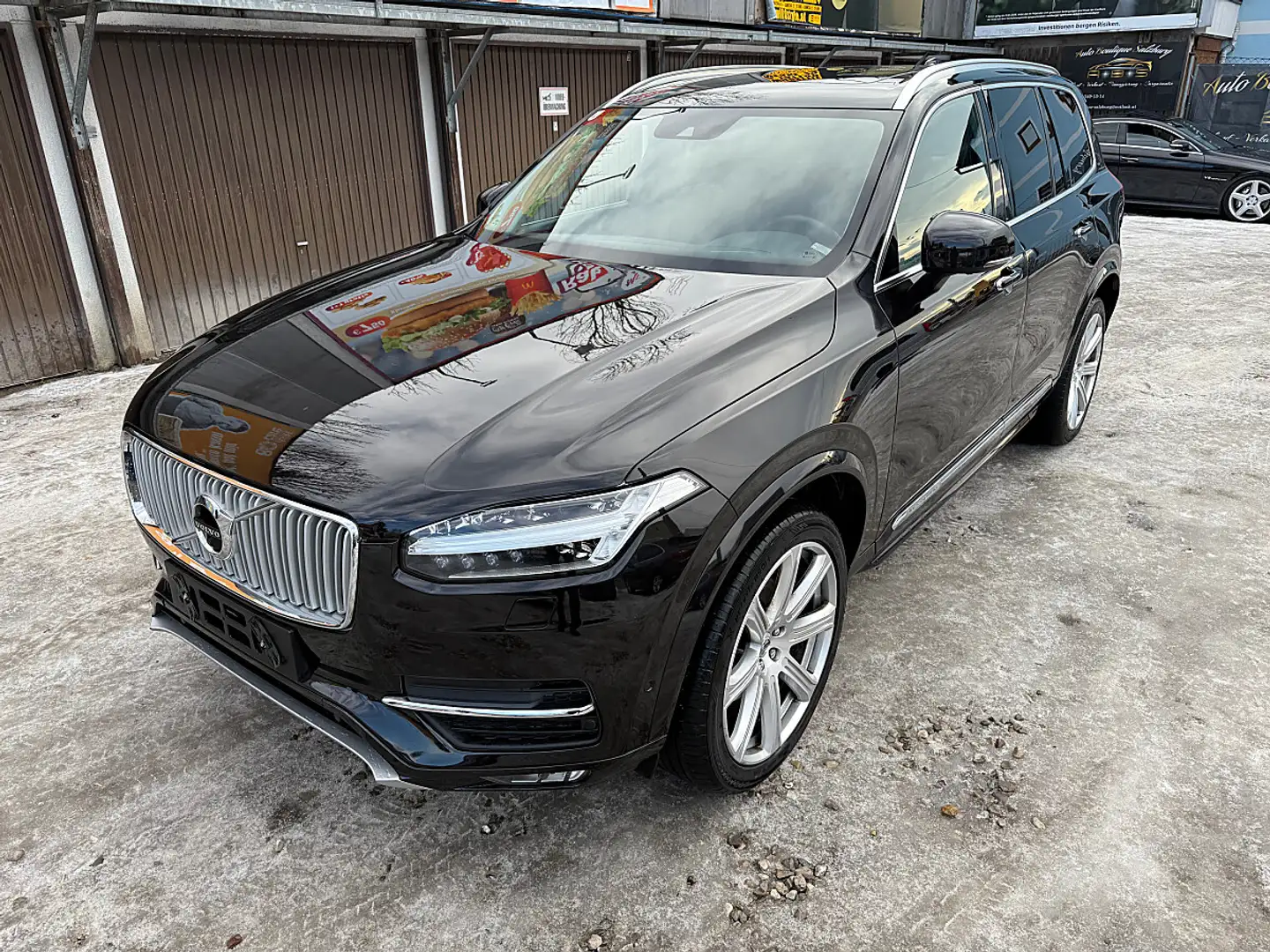 Volvo XC90 D5 AWD Inscription Schwarz - 1