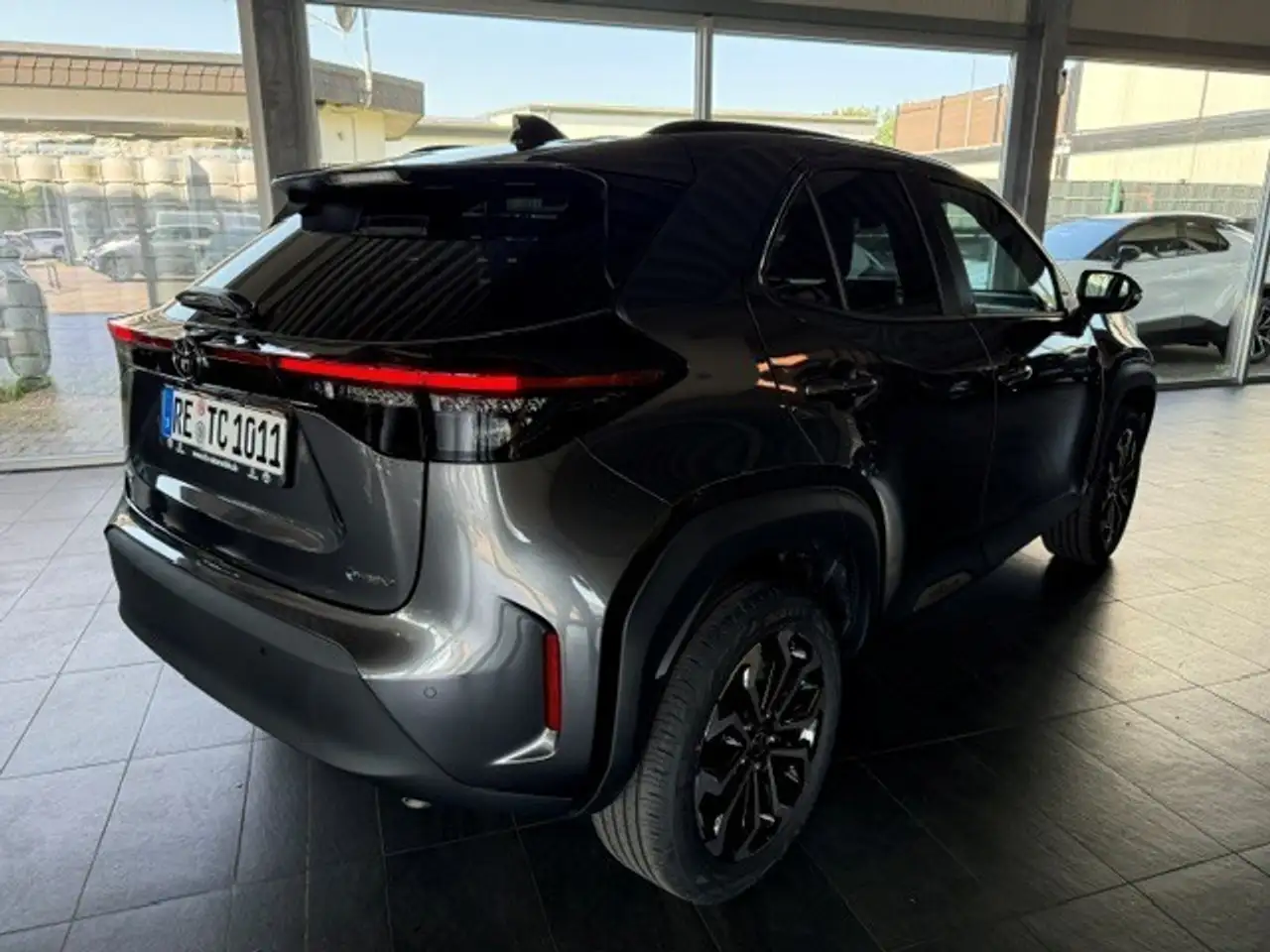 Toyota Yaris Cross 1.5 HEV TEAMPLAYER WINTER+SAFETY-PAKET 4