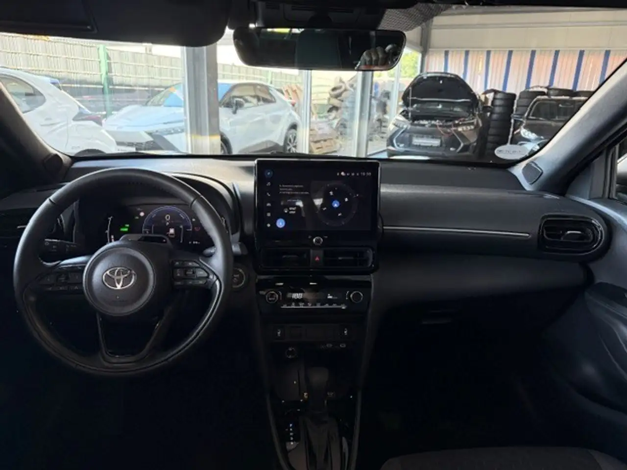 Toyota Yaris Cross 1.5 HEV TEAMPLAYER WINTER+SAFETY-PAKET 10