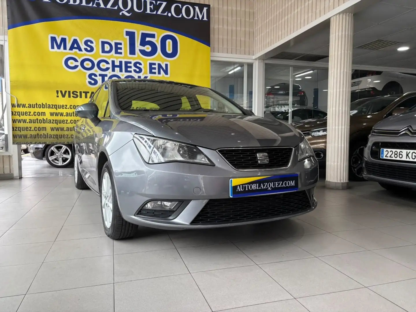 SEAT Ibiza 1.6TDI CR Style 105 Gris - 1
