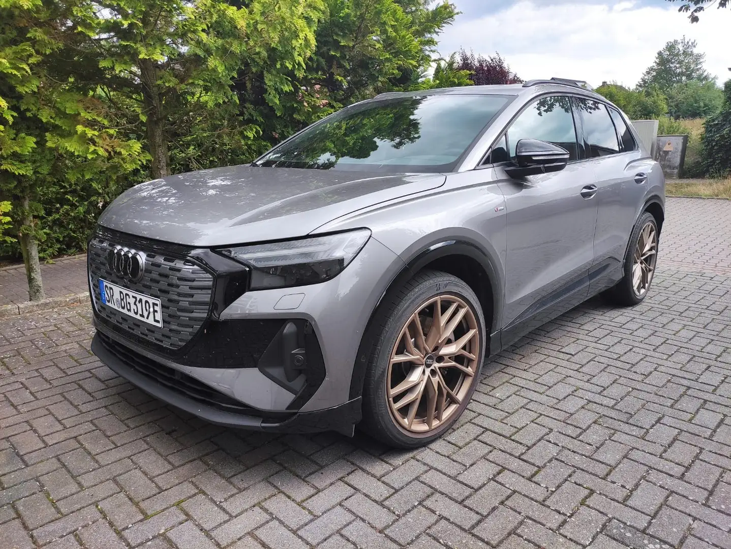 Audi Q4 e-tron 40 Edition One AHK Head Up - 1