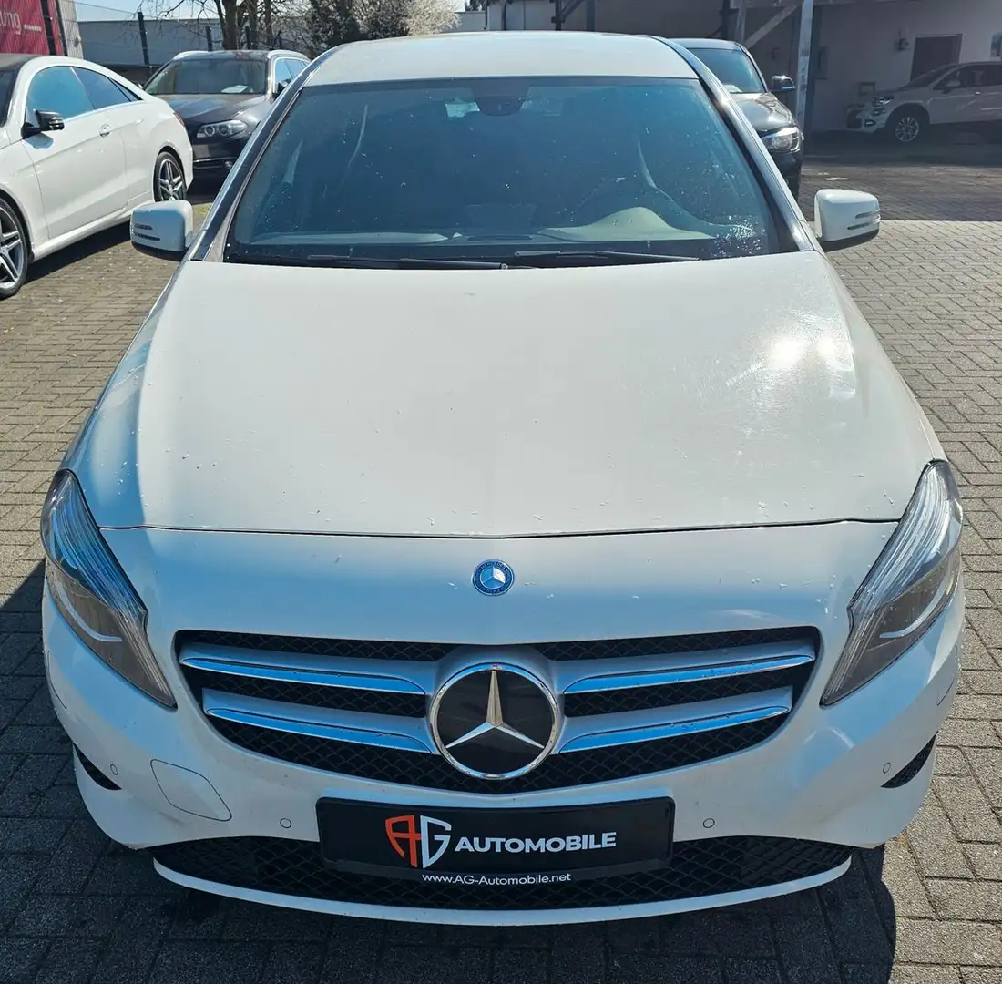 Mercedes-Benz A 200 CDI / d "Urban" Weiß - 2