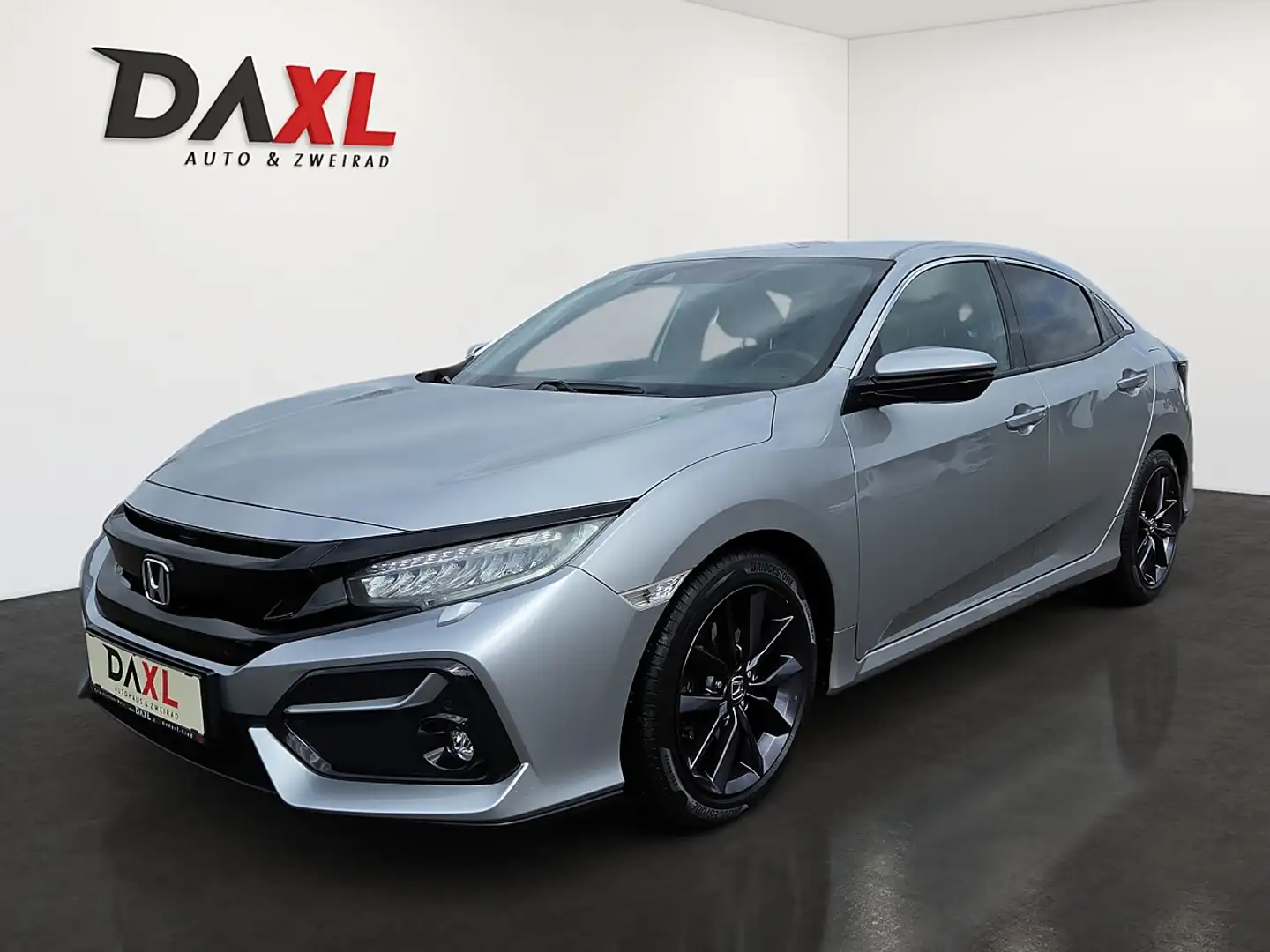 Honda Civic 1,0 VTEC Turbo Comfort Sport Line Silber - 1