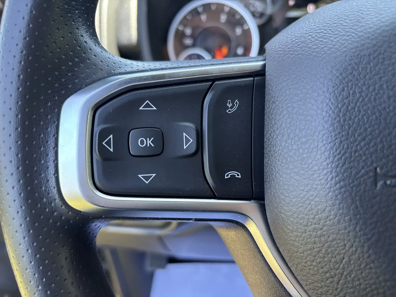 RAM 2500 снимка RAM 2500