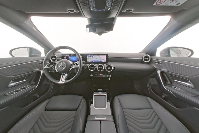 Mercedes-Benz CLA 180 Shooting Brake Progressive — photo 12