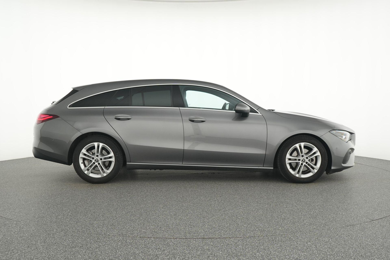 Mercedes-Benz CLA 180 Shooting Brake Progressive — photo 9