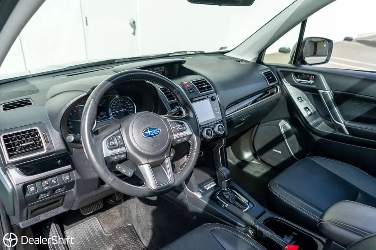 Subaru Forester fotografie Subaru Forester