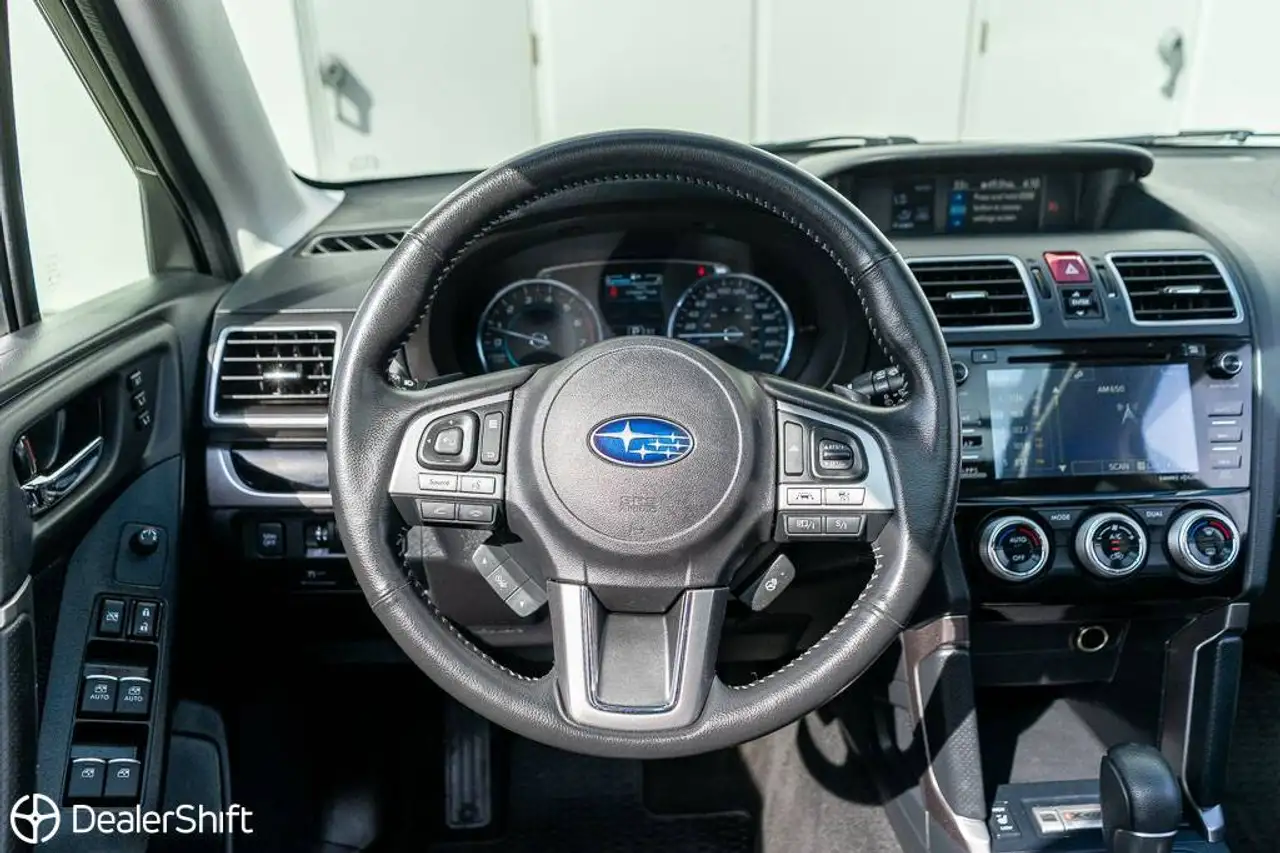 Subaru Forester fotografie Subaru Forester