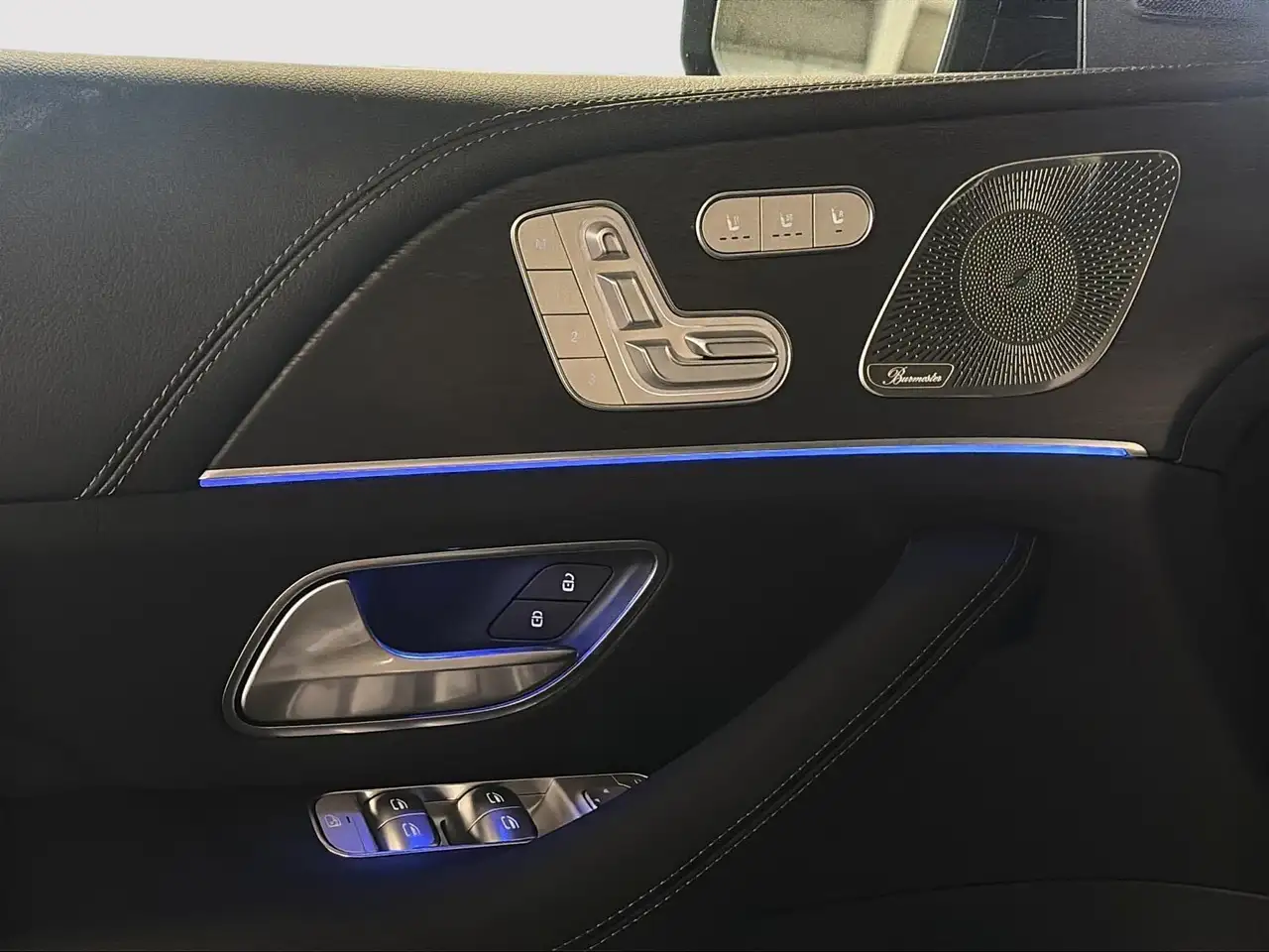 Mercedes-Benz GLE снимка Mercedes-Benz GLE