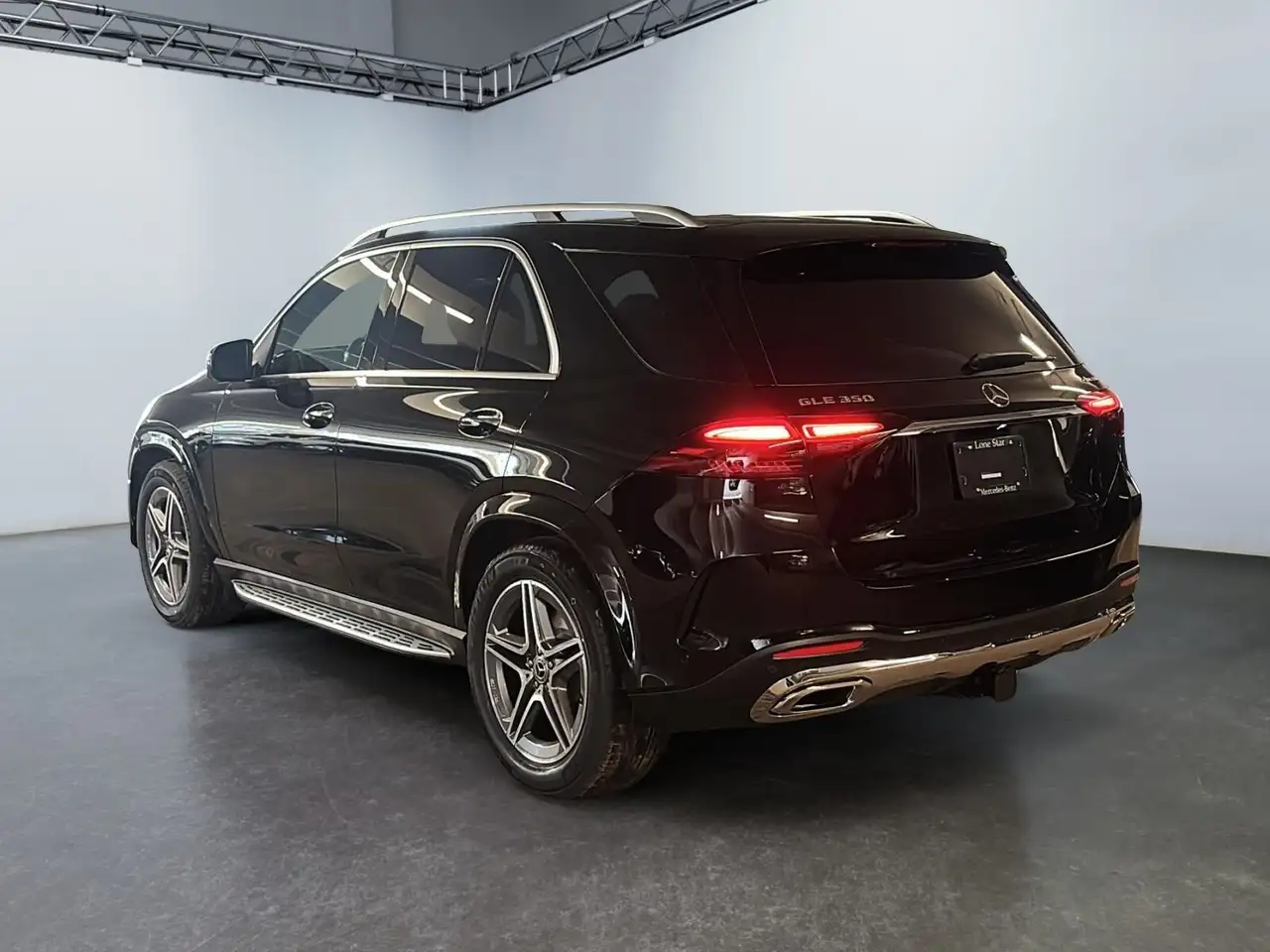 Mercedes-Benz GLE снимка Mercedes-Benz GLE