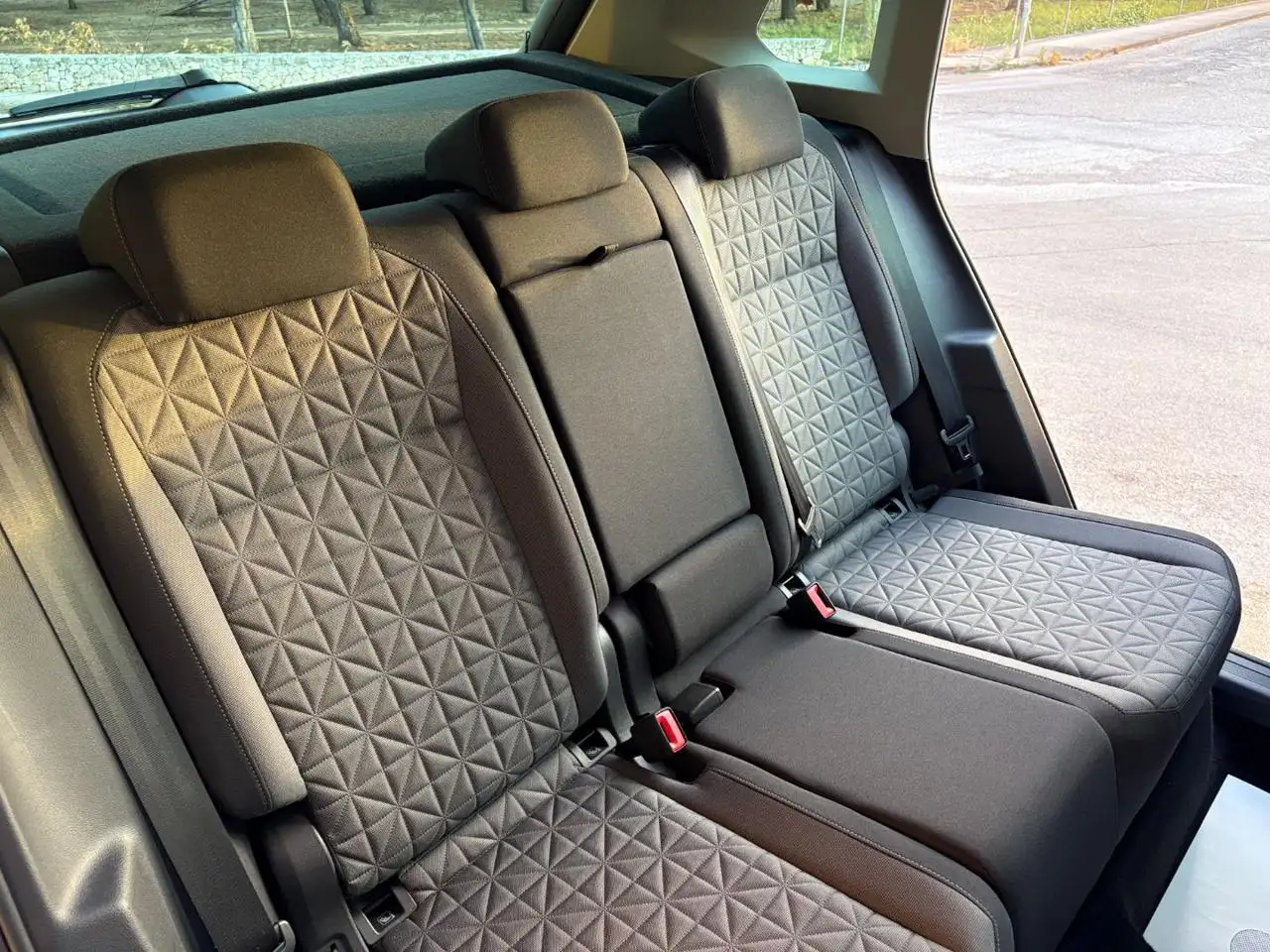 Volkswagen Tiguan 2.0 TDI 150 CV SCR DSG Life, миниатюра 22