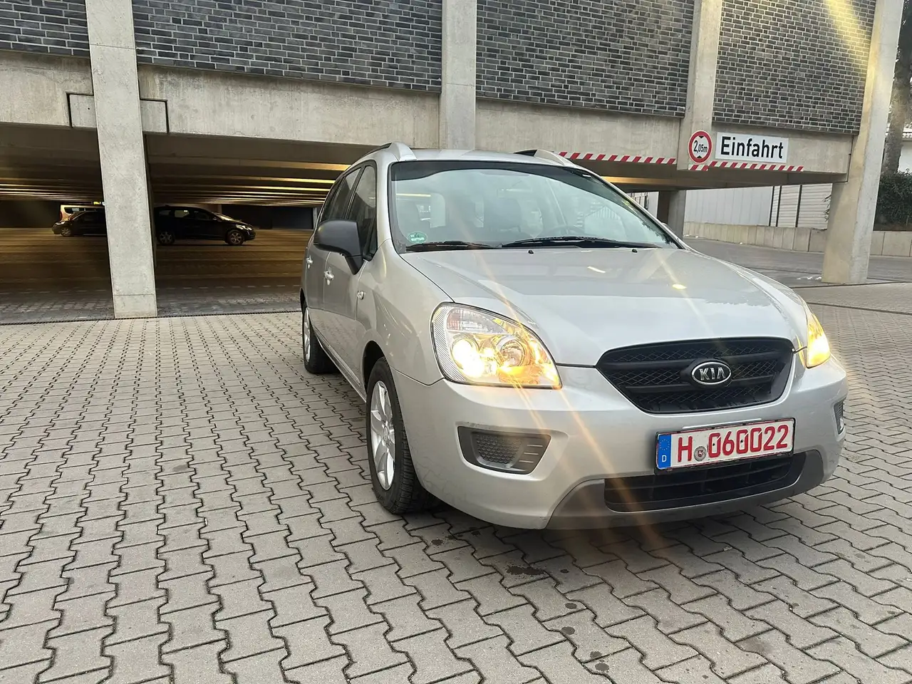 Kia Carens