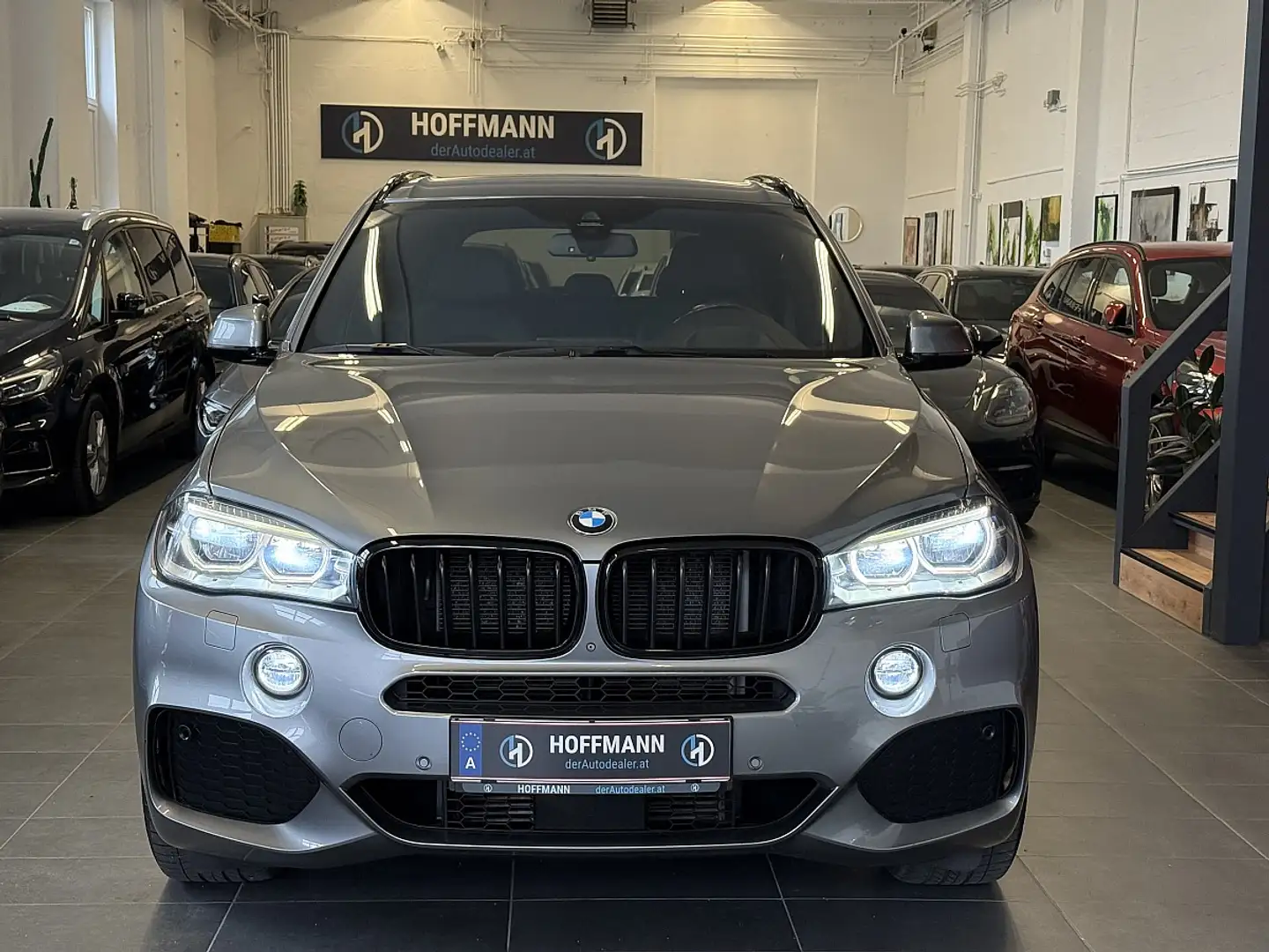 BMW X5 xDrive40d Österreich-Paket Aut. M-Paket,Soft Cl... Grau - 2