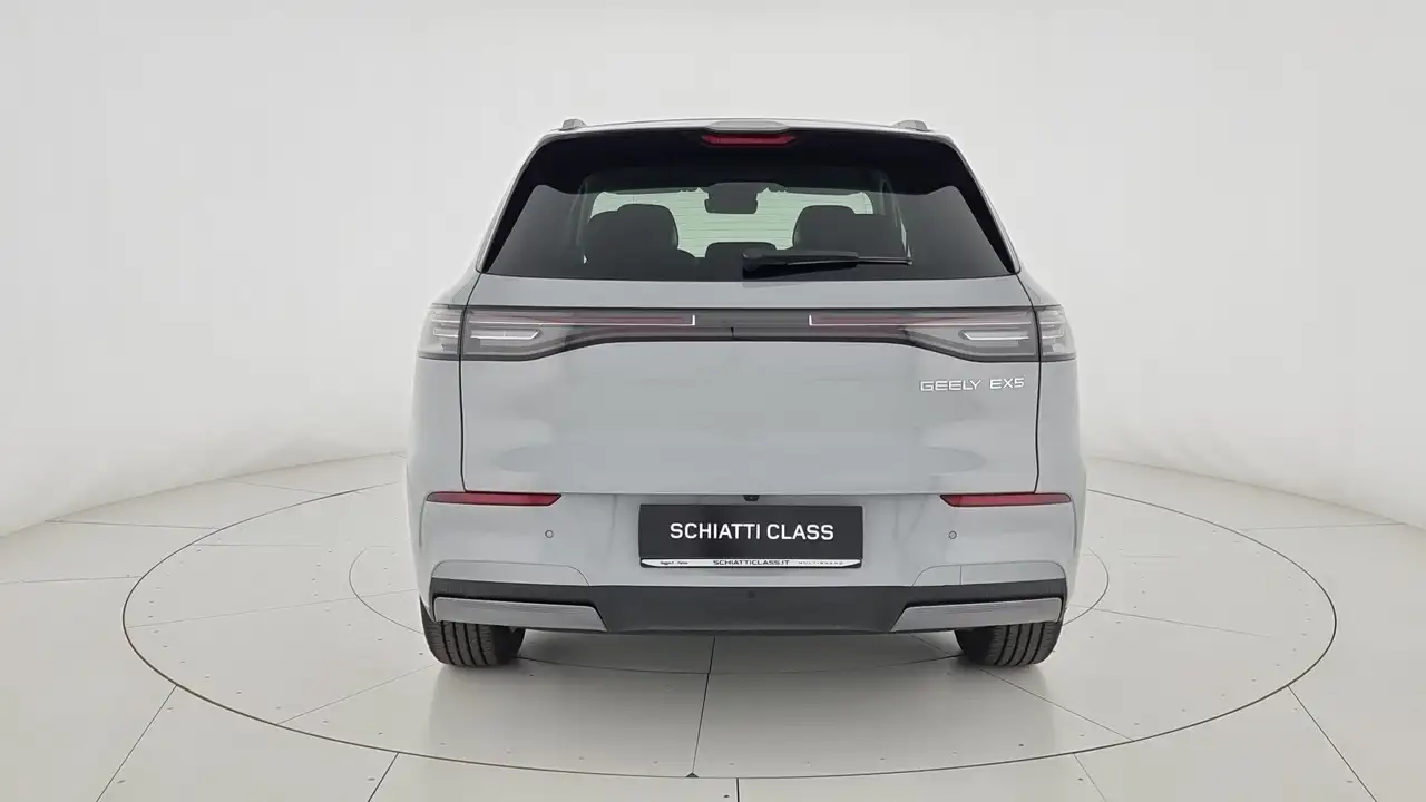 Geely E5 2026