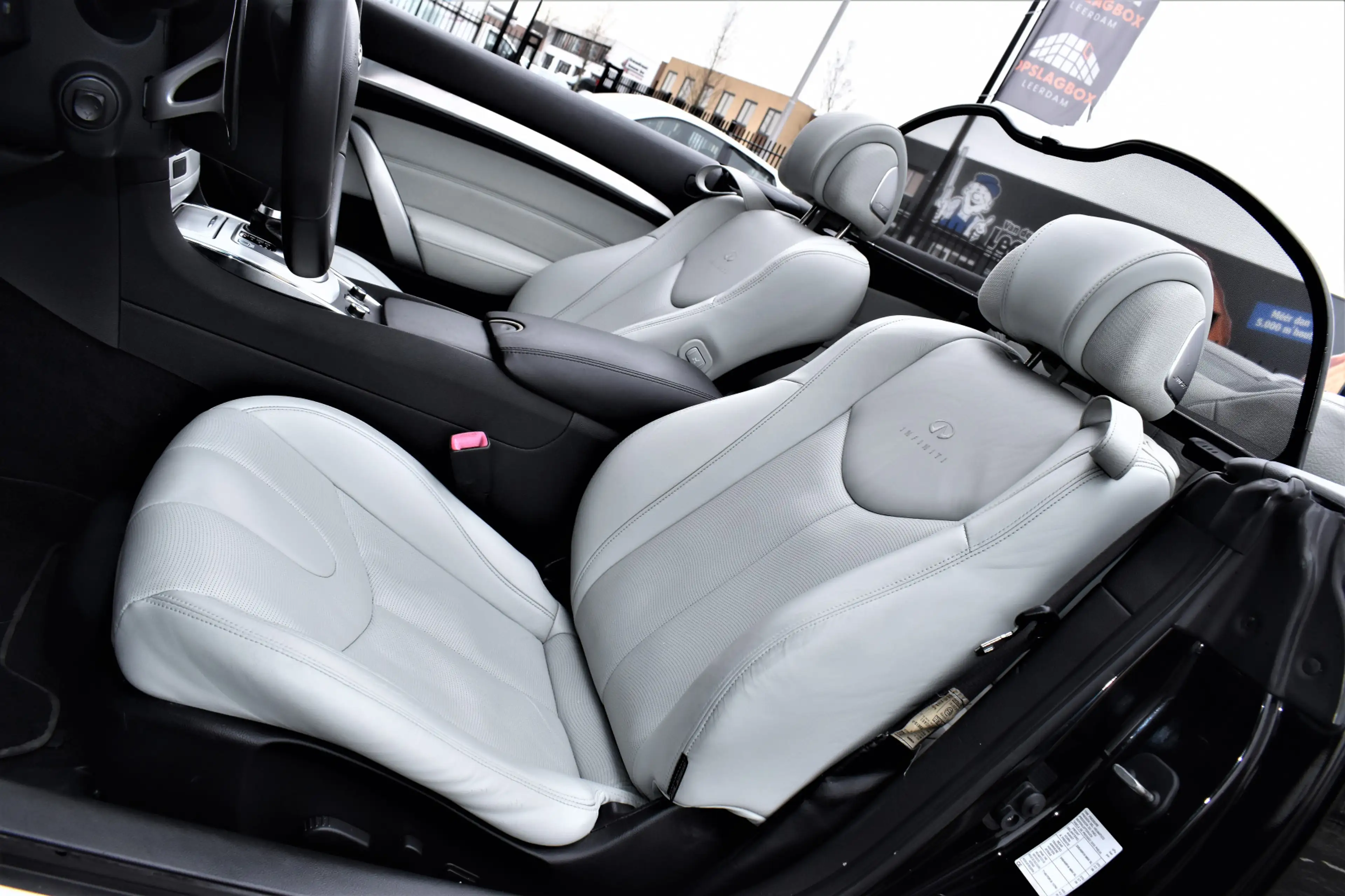 Infiniti G37 GT 320pk V6 Automaat Premium Org.NL Xenon/Navi/Led — photo 13