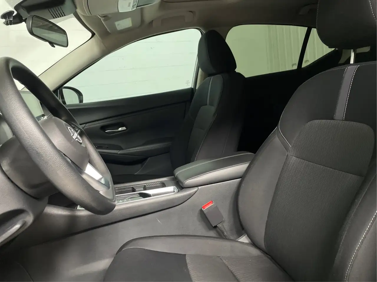 Nissan Sentra снимка Nissan Sentra
