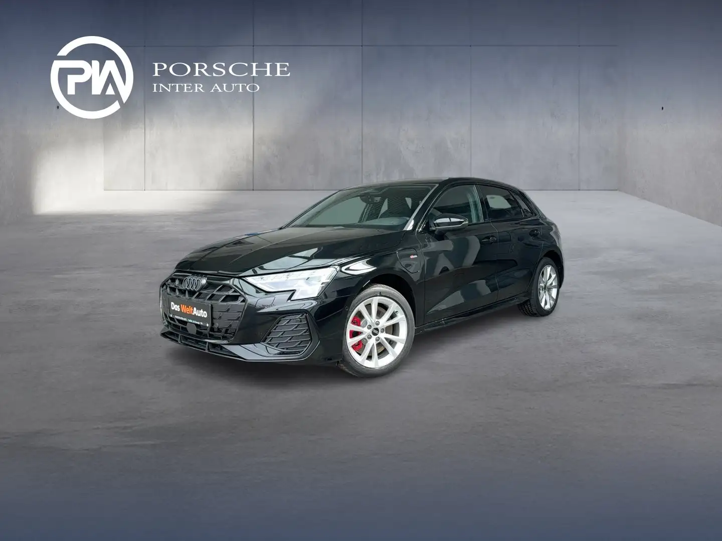Audi A3 45 TFSI e S line Schwarz - 1