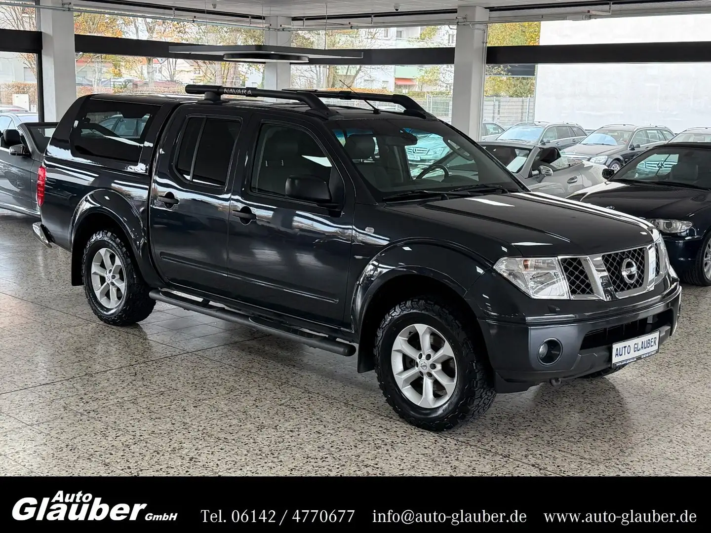 Nissan Navara 2.5 dCi DoKa/4x4/Navi/Hardtop/PDC/1.Hand Grigio - 1