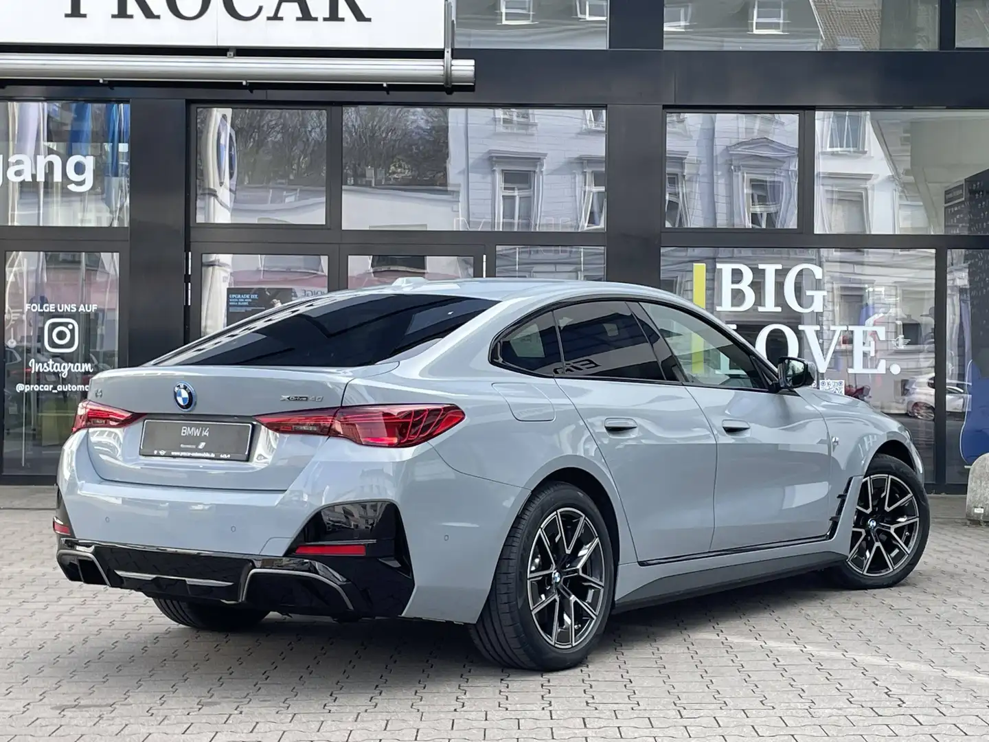 BMW i4 xDrive40 M Sport HuD AHK DA PA+ ACC HiFi 18" Grijs - 2