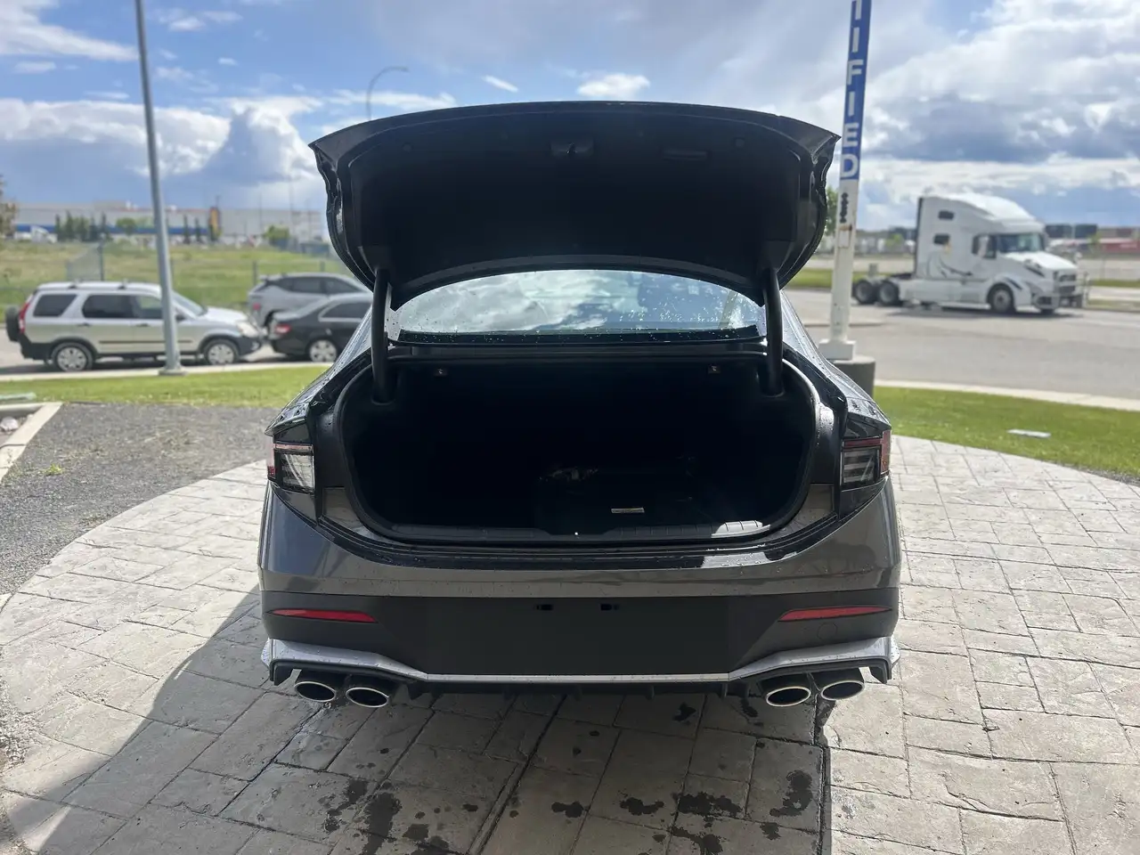 Hyundai SONATA снимка Hyundai SONATA