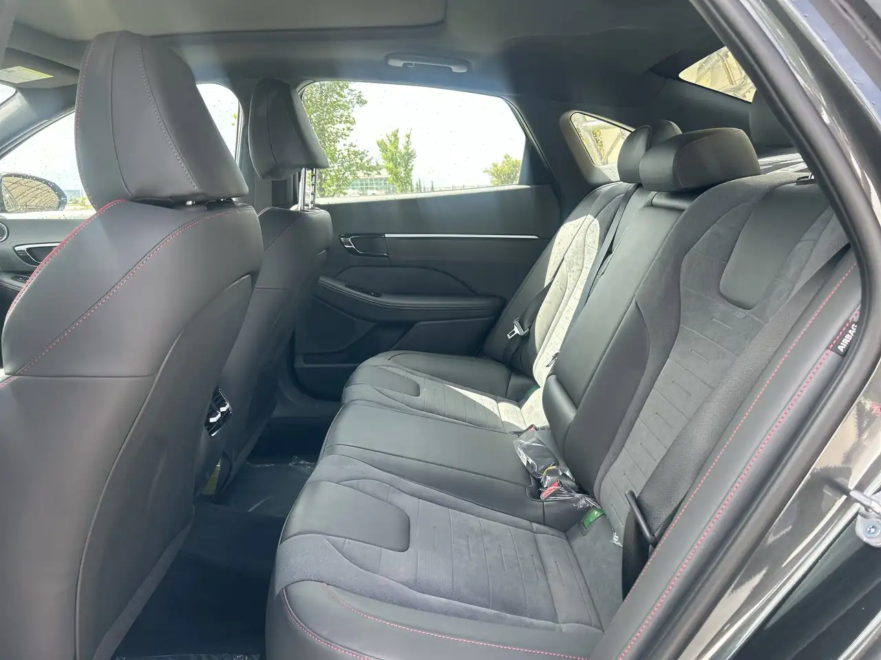 Hyundai SONATA снимка Hyundai SONATA