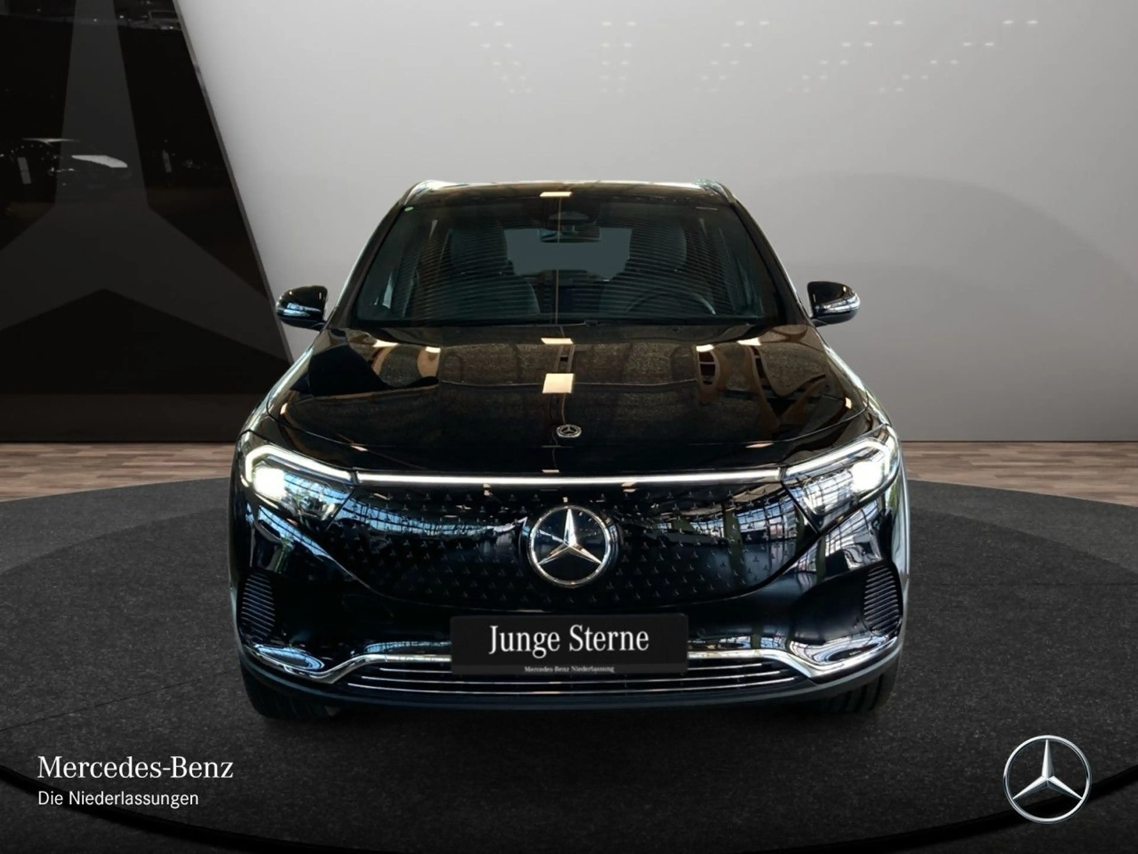 Mercedes-Benz EQA 350 4M PROG+PLUS-PAKET+PANO+KAMERA+KEYLESS — photo 3