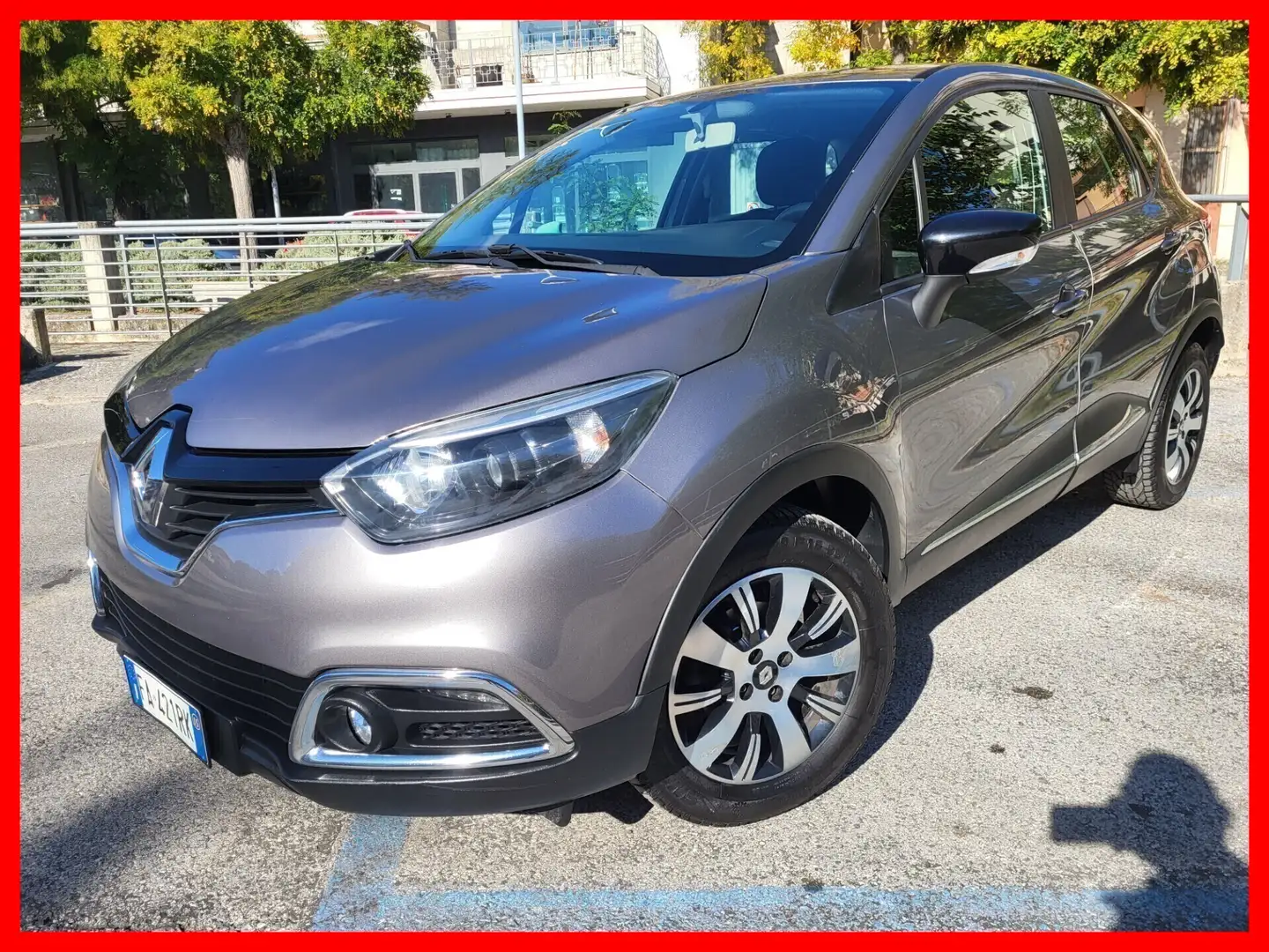 Renault Captur RENAULT CAPTUR 0,9 TCe-TAGLIAN.RENAULT-EURO 6 Grigio - 1