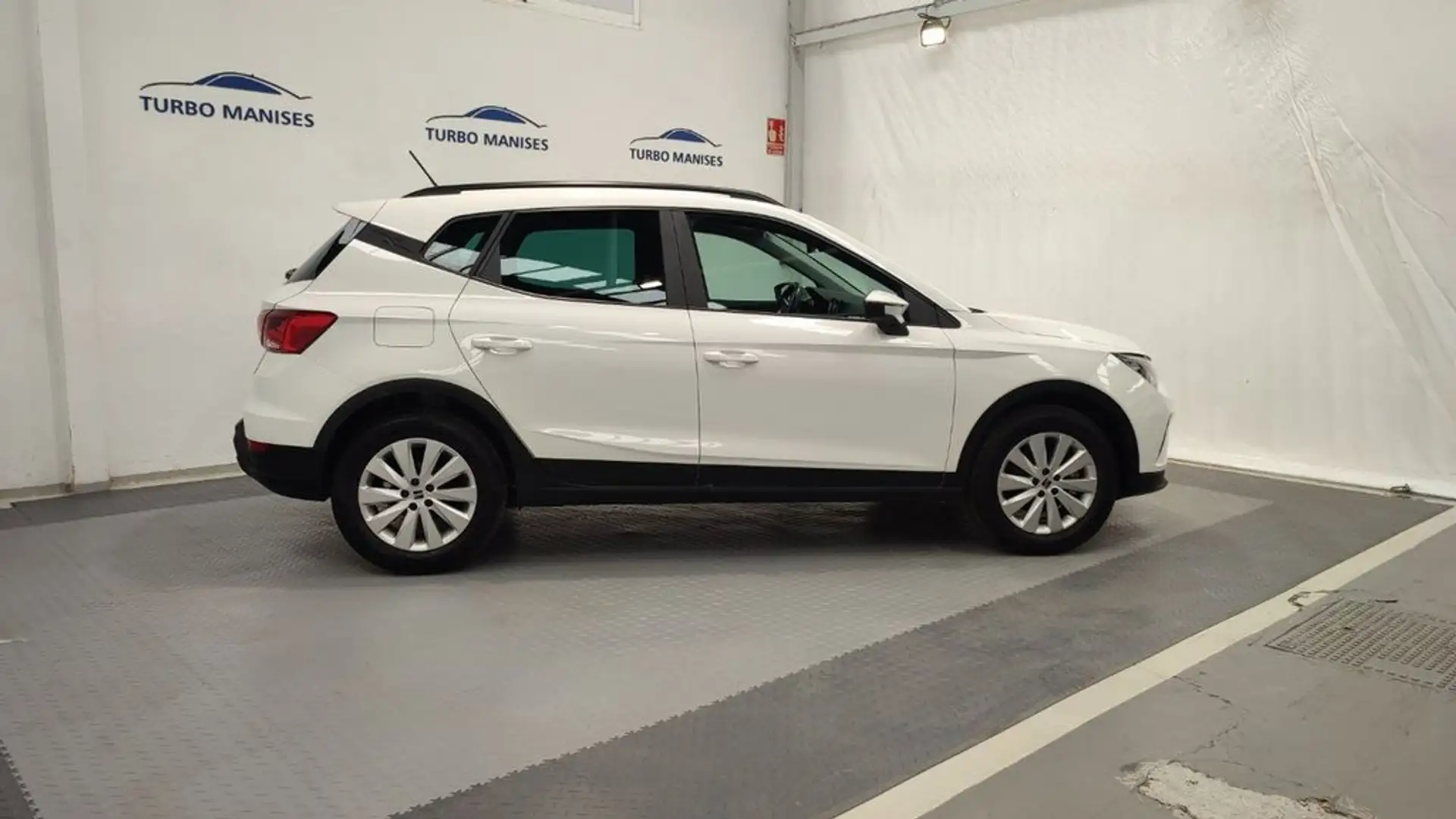 SEAT Arona 1.0 TSI 81kW (110CV) Style Amarillo - 2