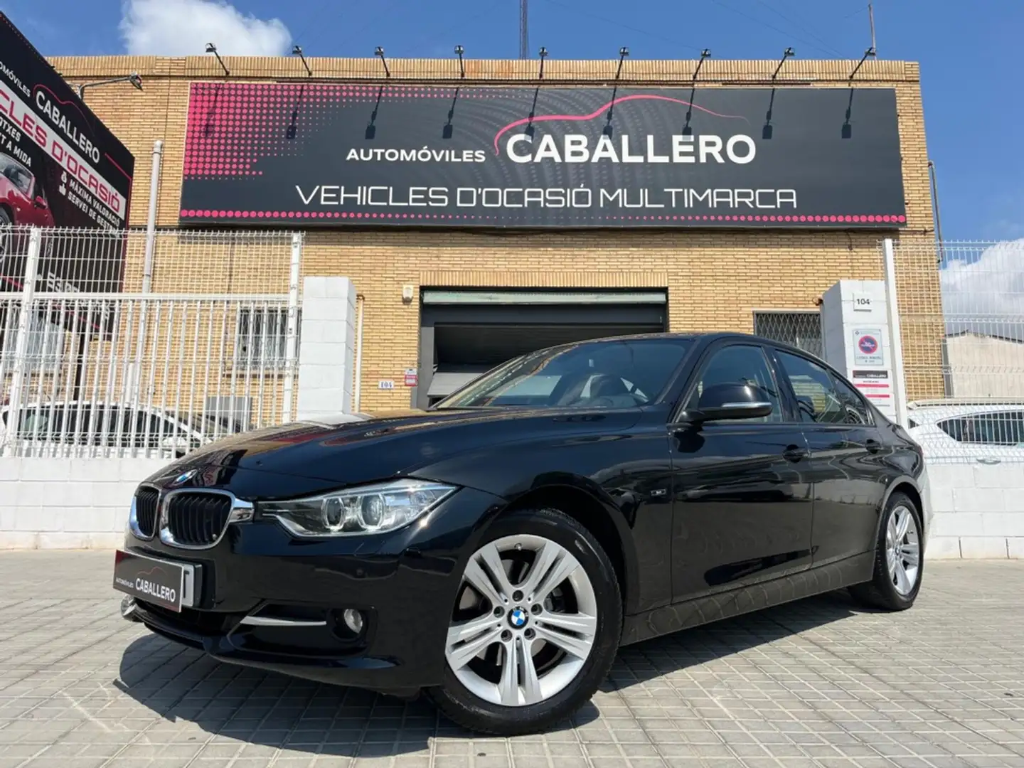 BMW 320 320dA Sport Noir - 1