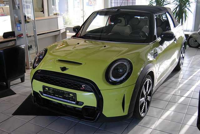 Imagine MINI Cooper S Cabrio .Autom.LCI.Kamera.Navi.App