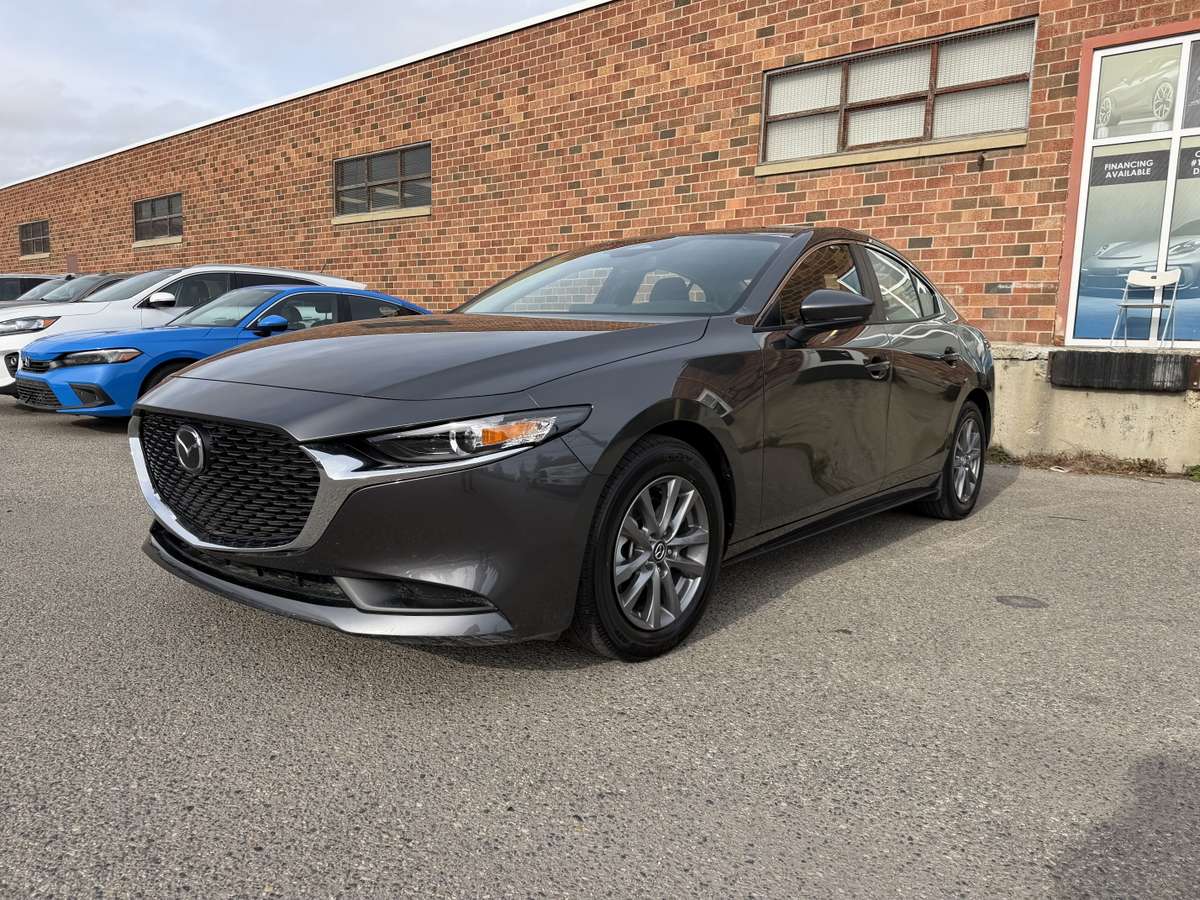 2026 Mazda Mazda3 Preferred/Carbon Edition