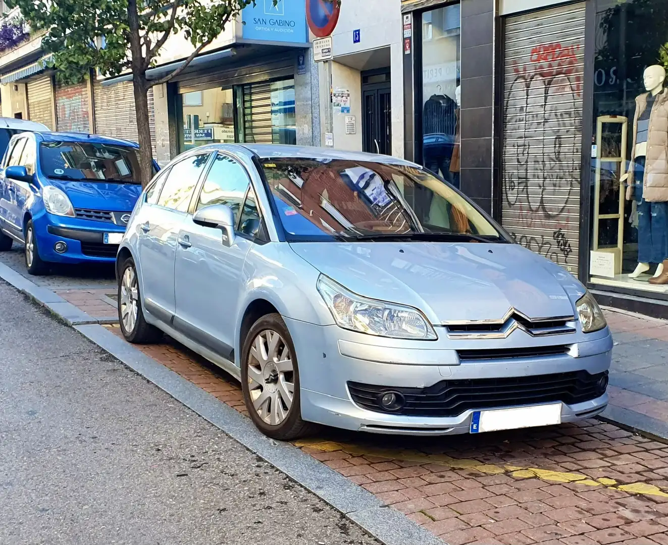 Citroen C4 2.0HDI VTR Plus Gris - 1