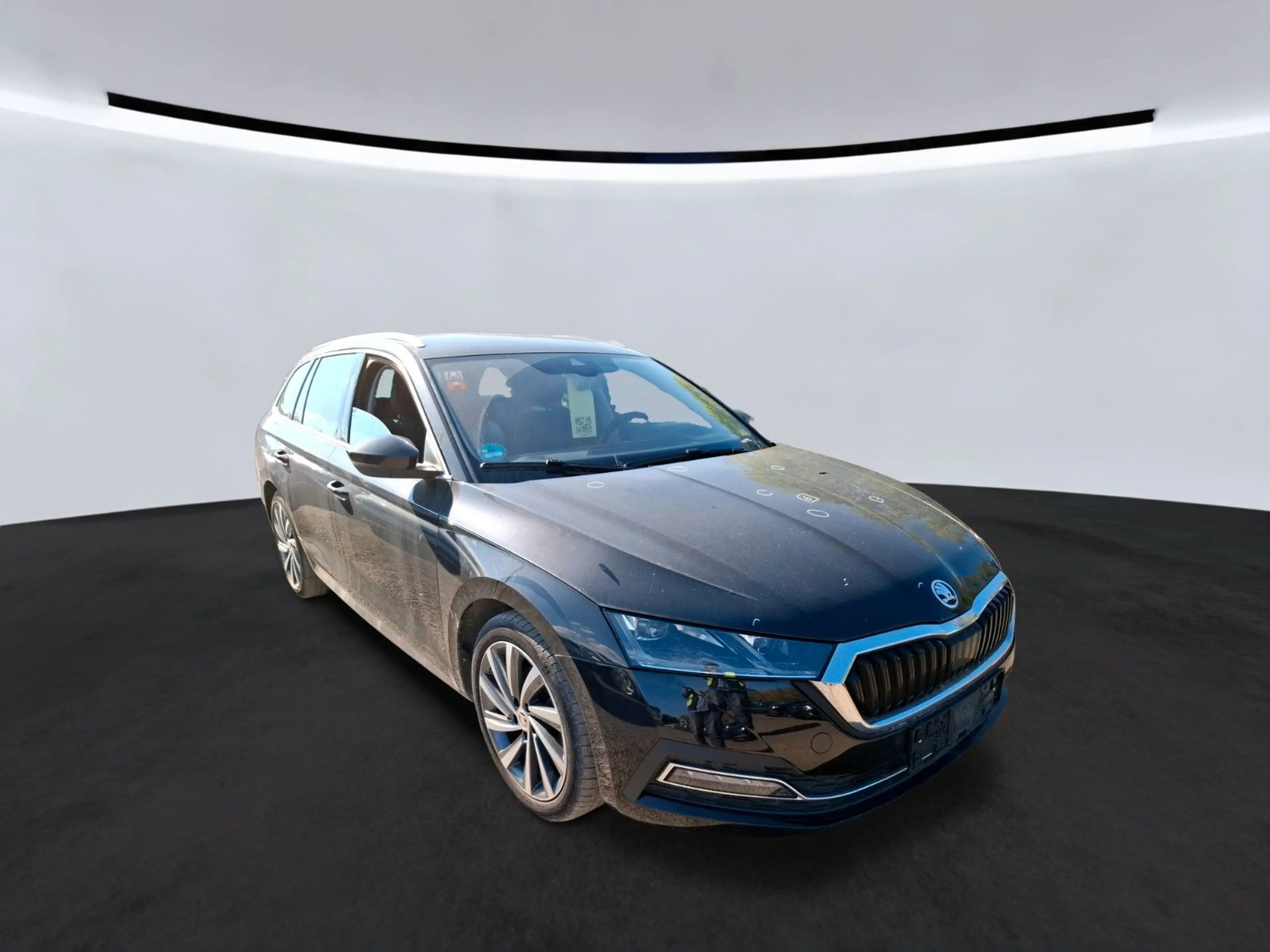 Skoda Octavia Combi 2.0 TDI DSG *MATRIX*KEYLESS*HUD* — photo 2