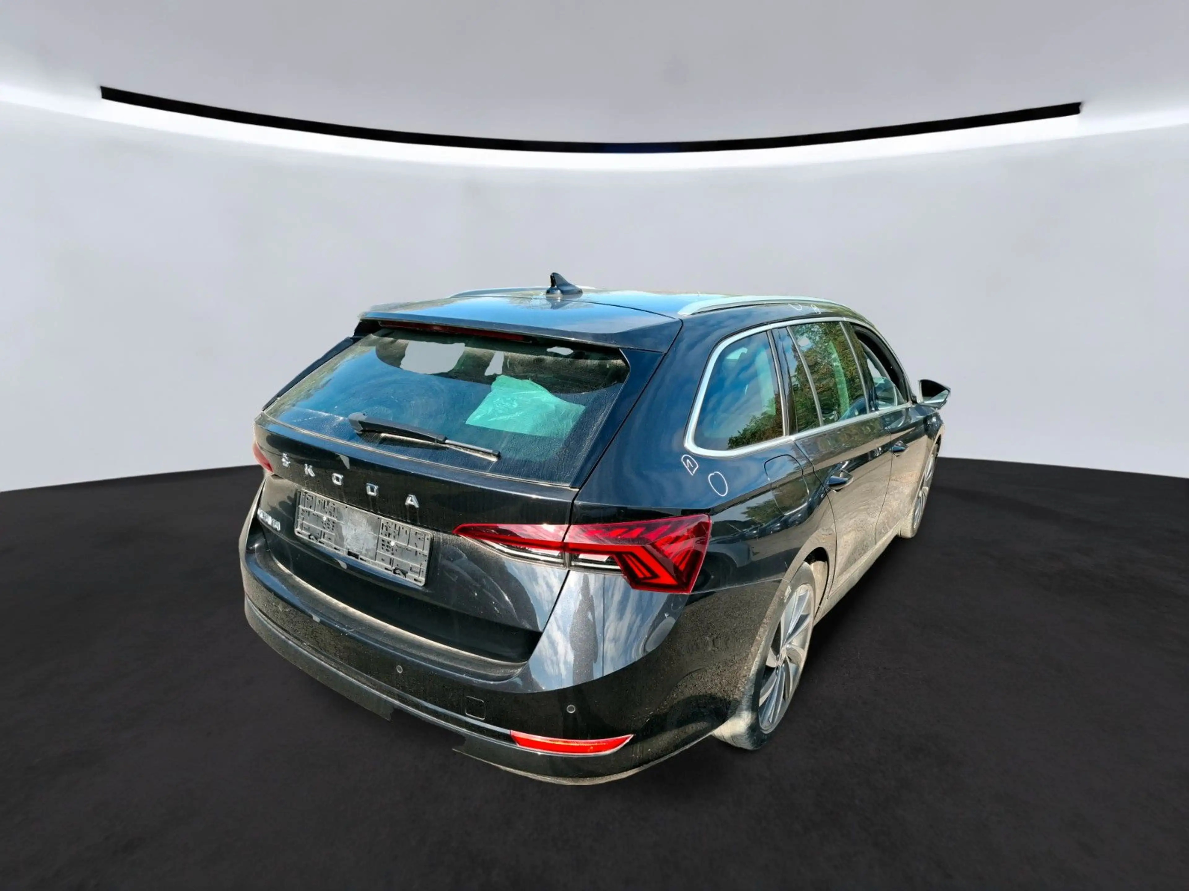 Skoda Octavia Combi 2.0 TDI DSG *MATRIX*KEYLESS*HUD* — photo 4