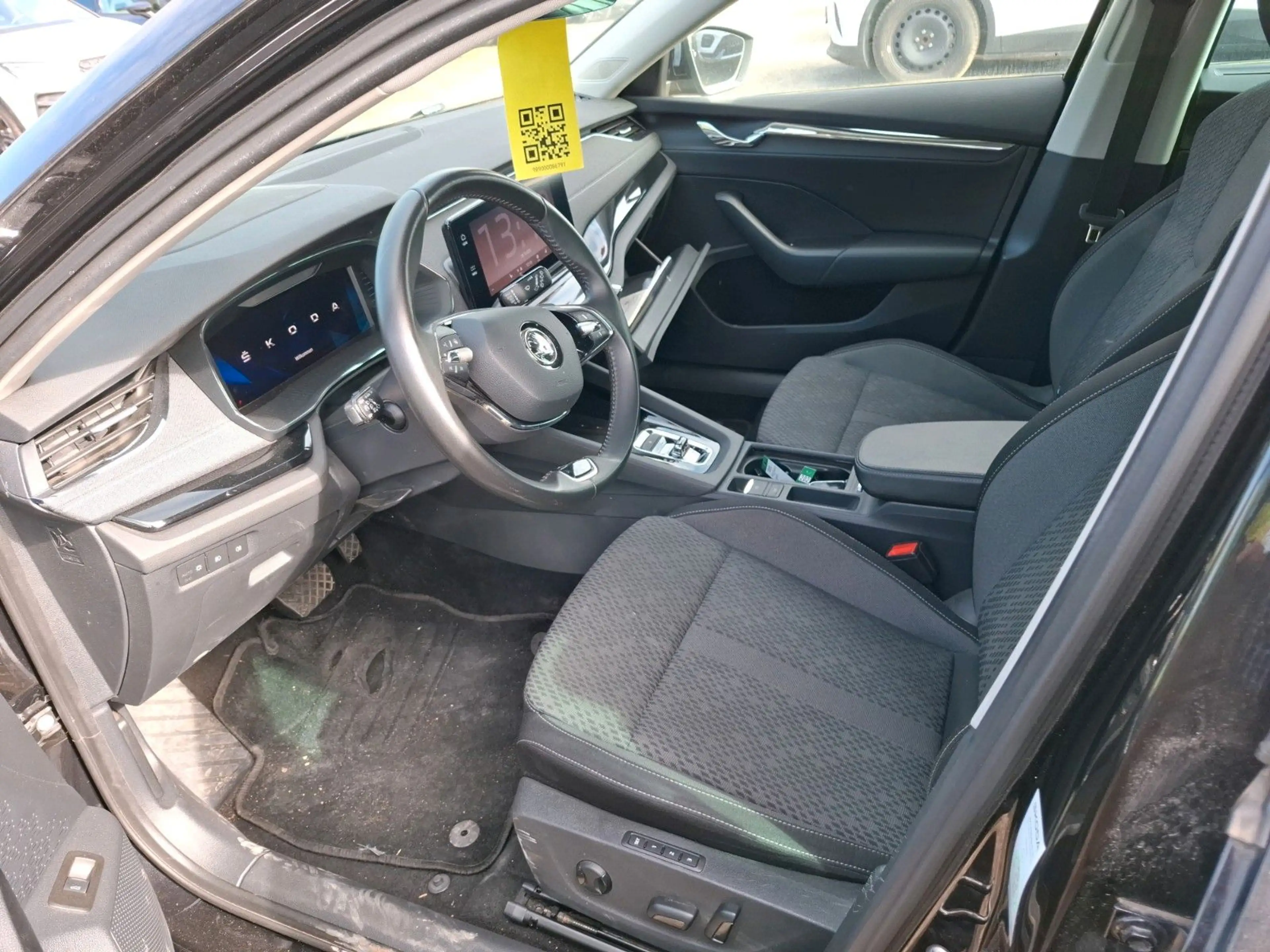 Skoda Octavia Combi 2.0 TDI DSG *MATRIX*KEYLESS*HUD* — photo 6
