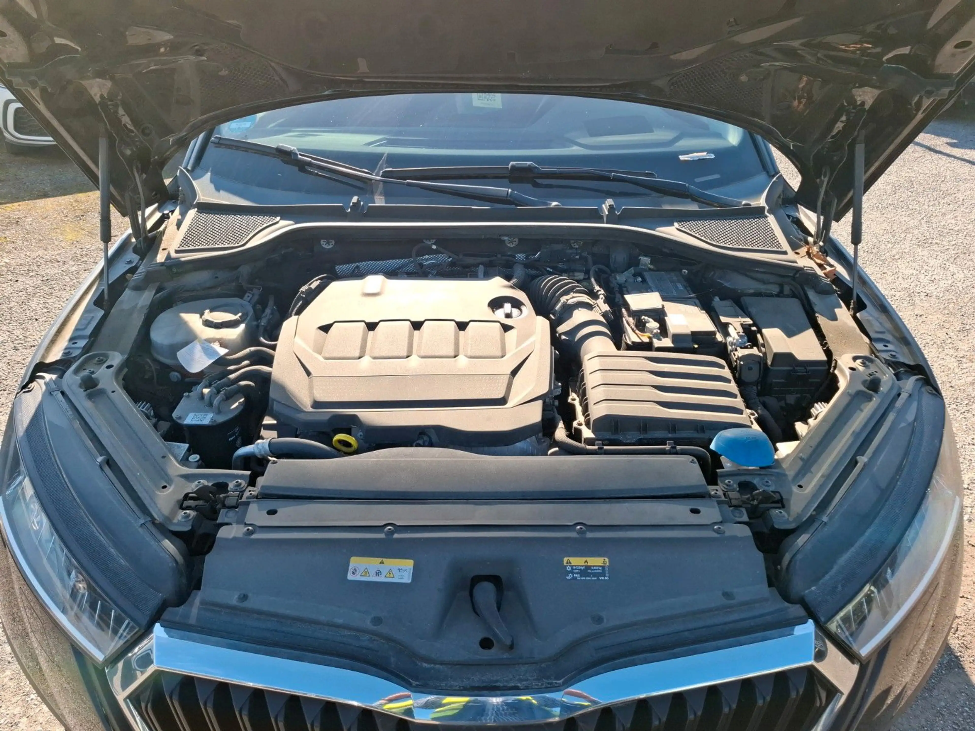 Skoda Octavia Combi 2.0 TDI DSG *MATRIX*KEYLESS*HUD* — photo 5