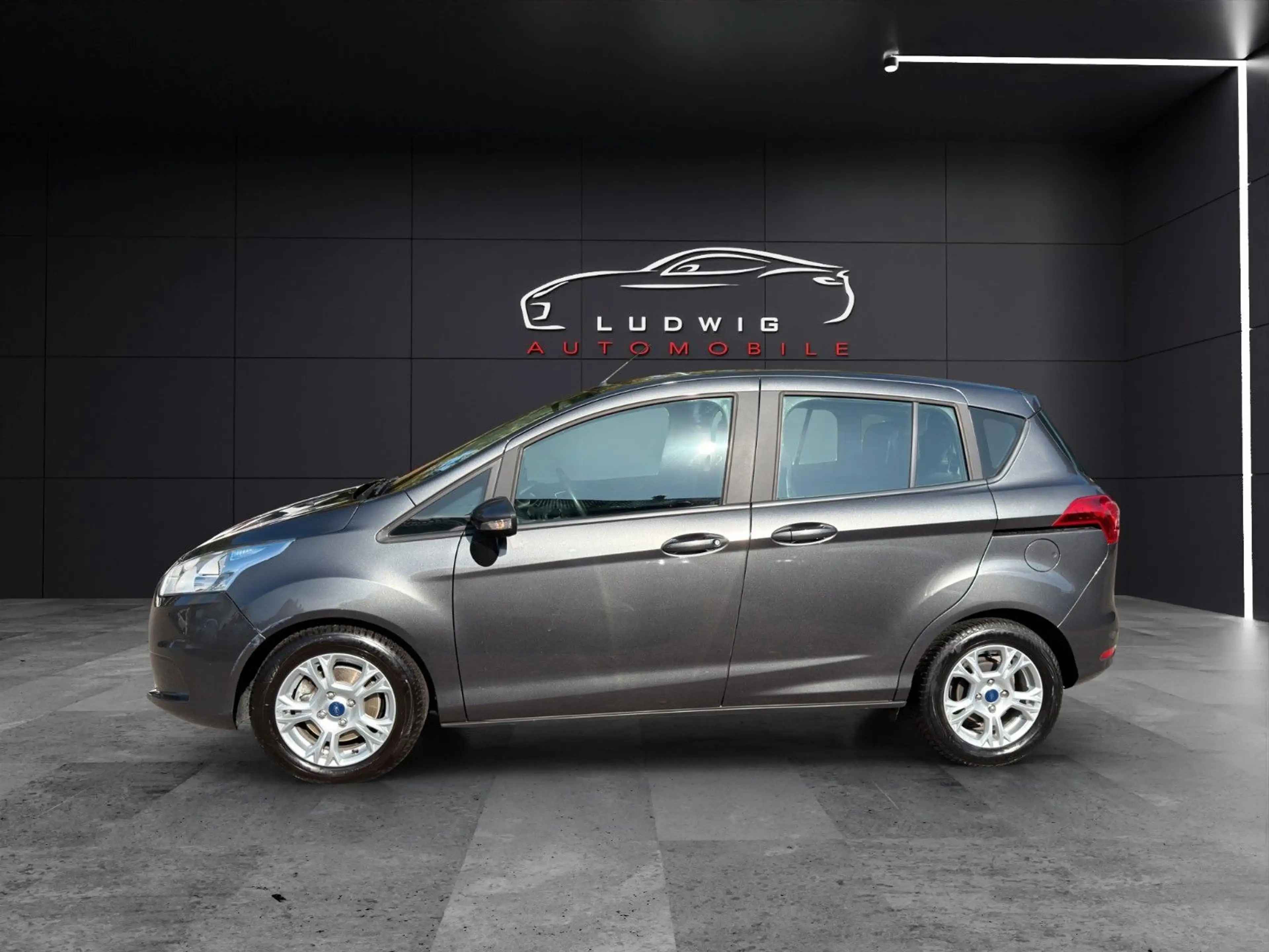 Ford B-Max B-MAX / PDC /  SITZHZ / AUTOMATIK / TOP — photo 4