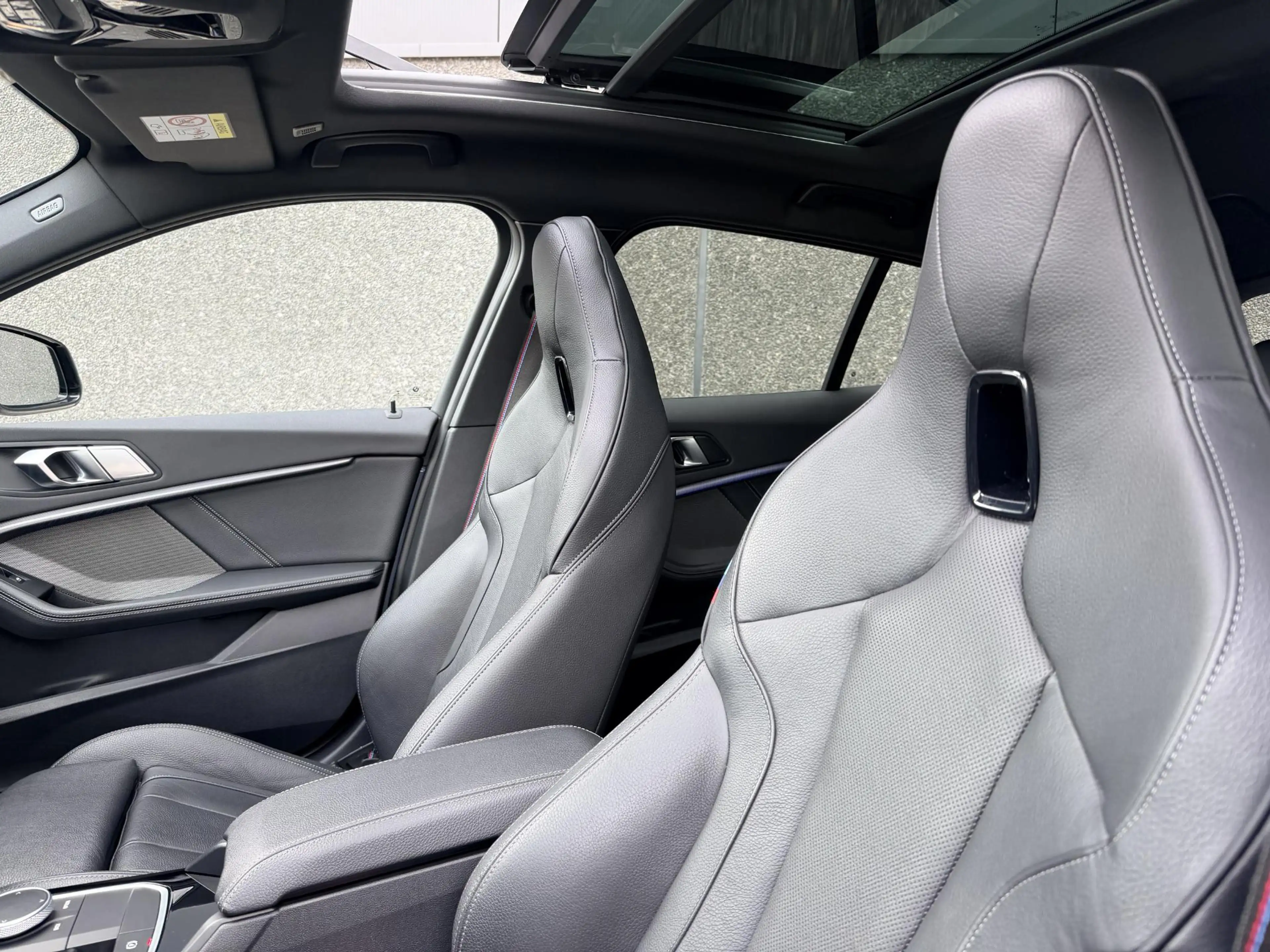 BMW 135 1-serie M135i xDrive High Executive — photo 7