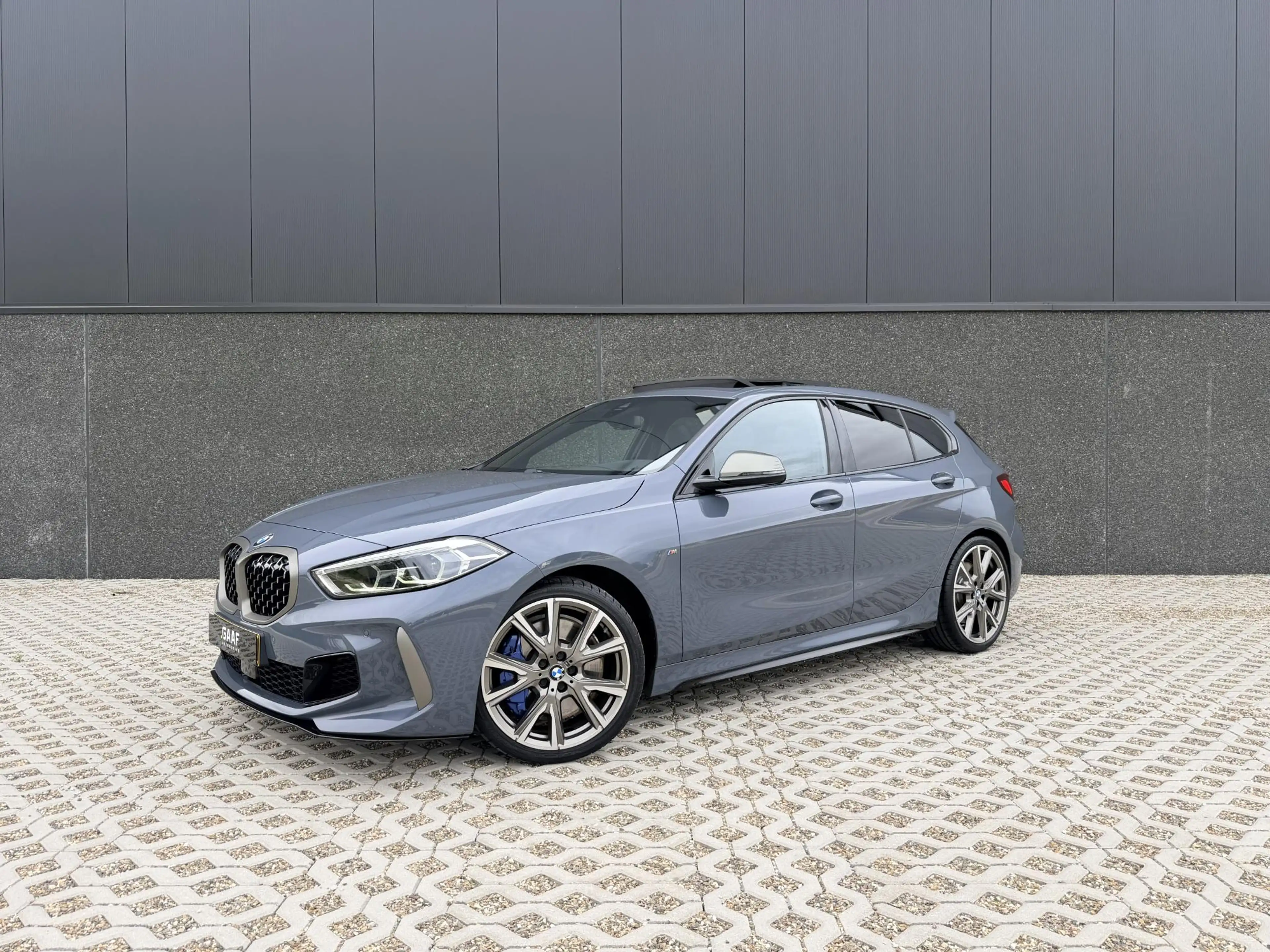 BMW 135 1-serie M135i xDrive High Executive — photo 4