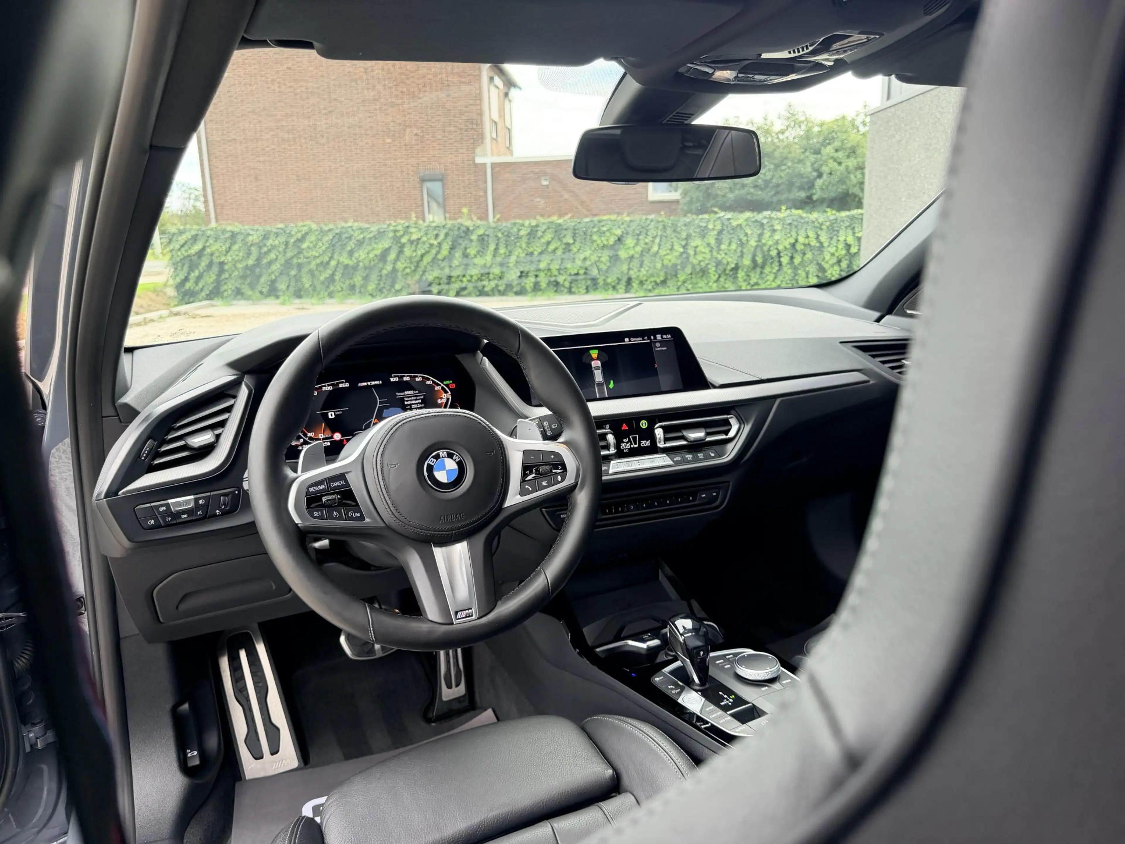 BMW 135 1-serie M135i xDrive High Executive — photo 6