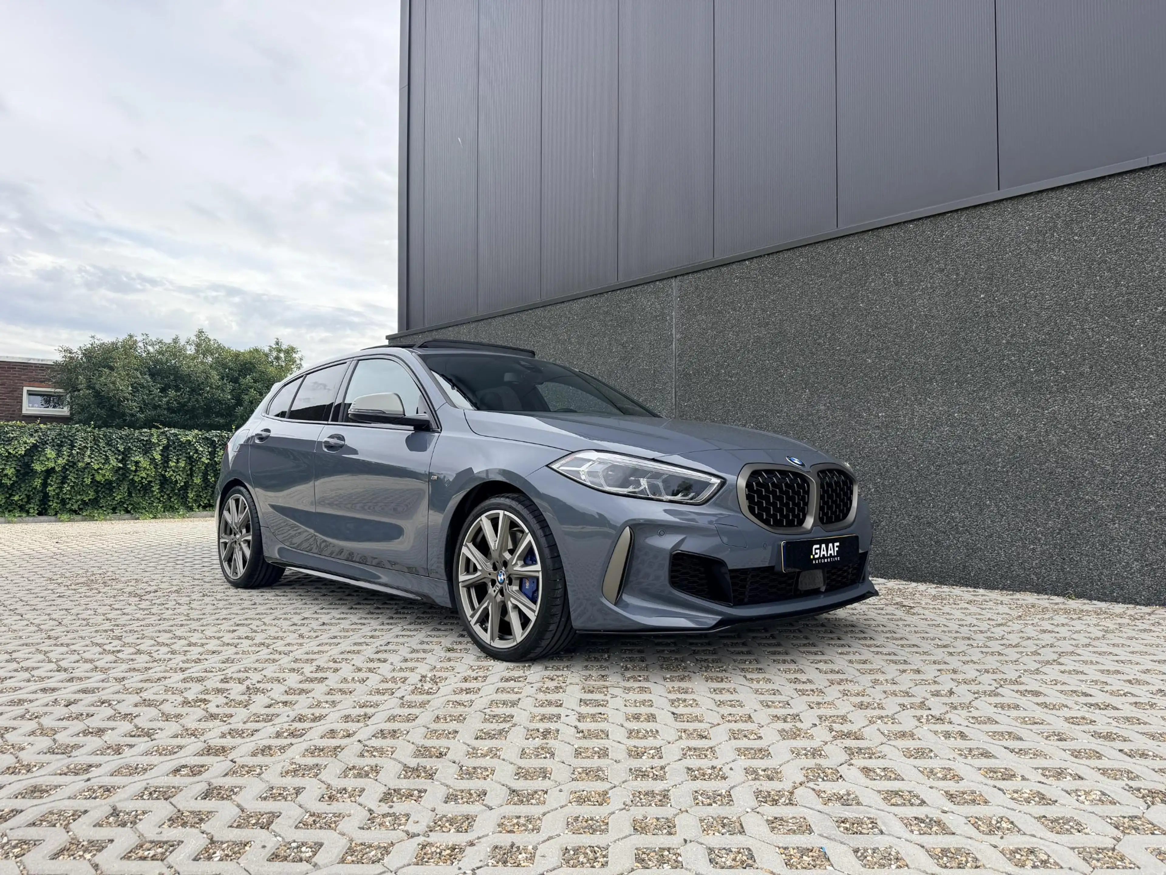 BMW 135 1-serie M135i xDrive High Executive — photo 8