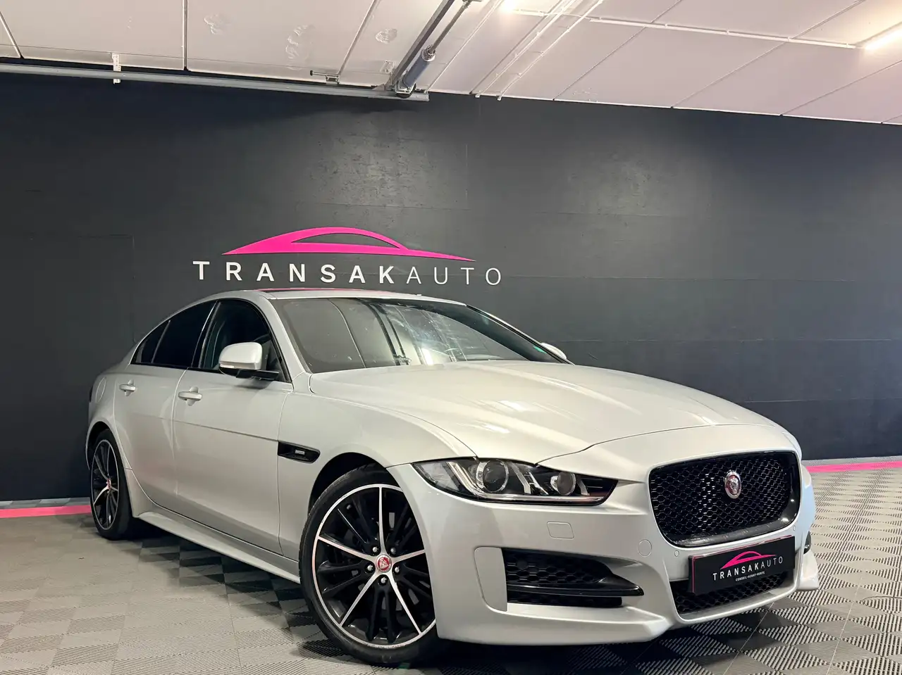 Jaguar XE