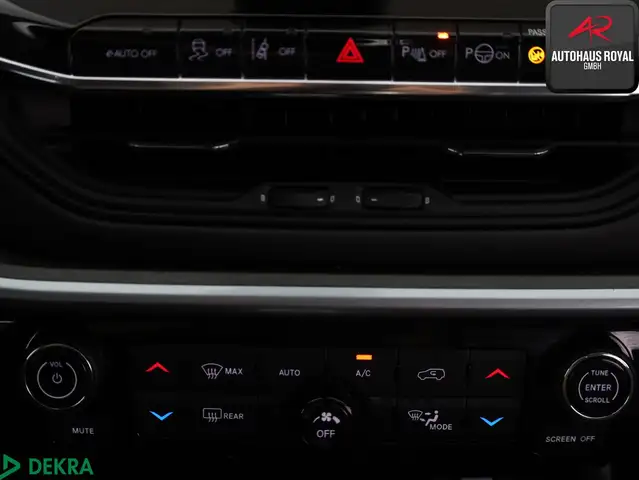 Jeep Compass view 21